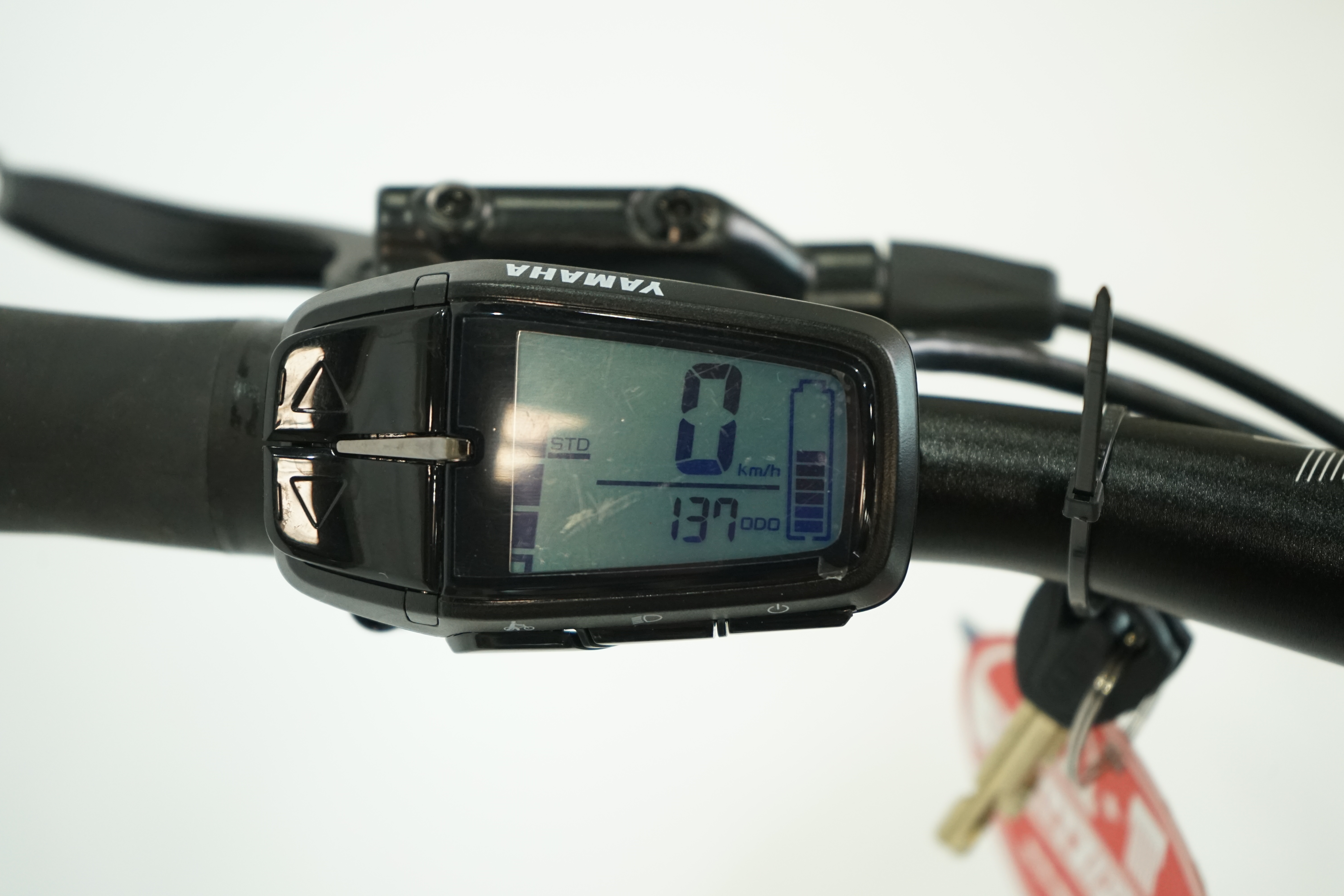 Haibike Trekking 6 2023 - Trekking E Bike - 630 Wh - 27,5 Zoll - Damen Sport