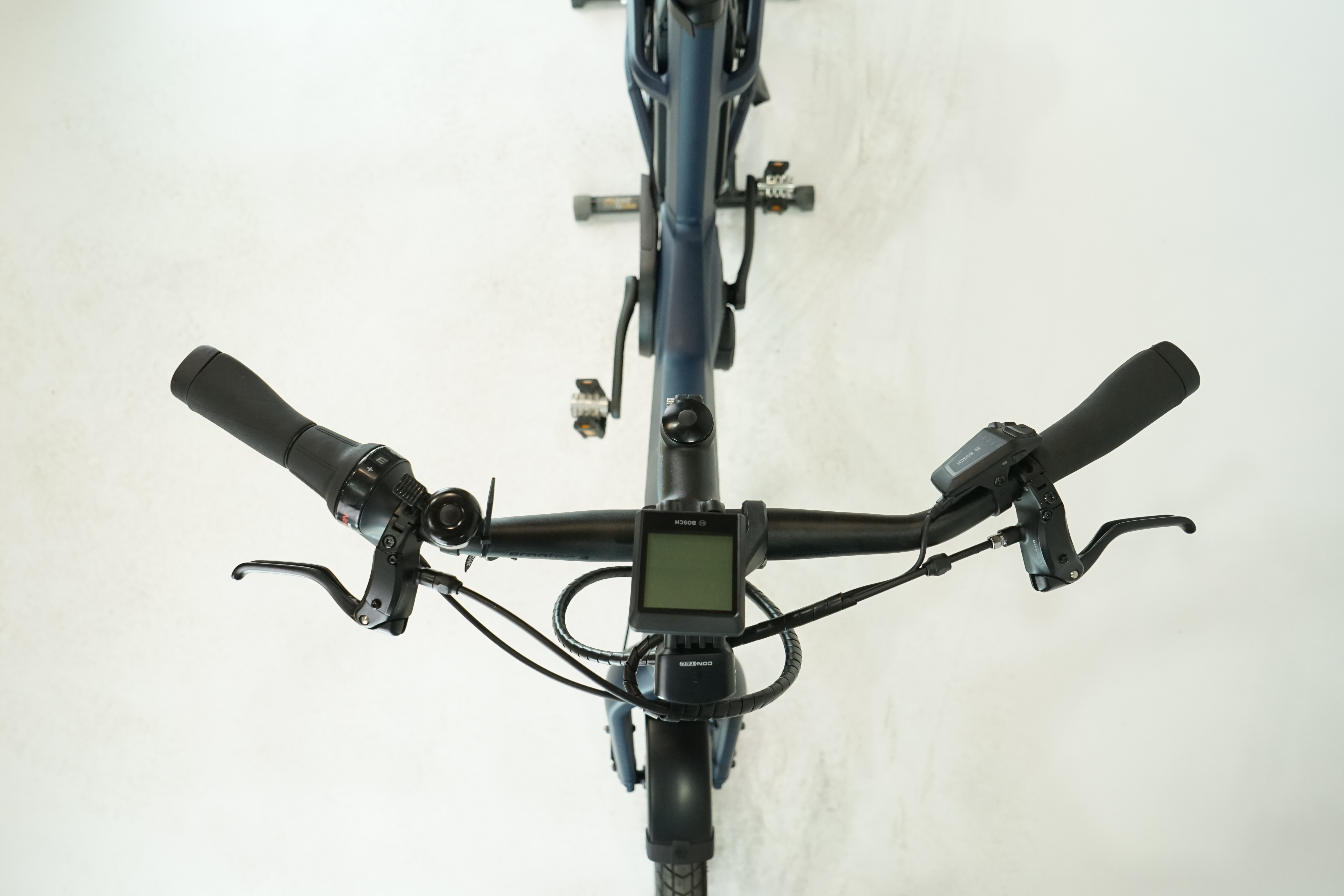 QIO Eins P-5 2023 - Kompakt E Bike - 545 Wh - Riemen - 20 Zoll