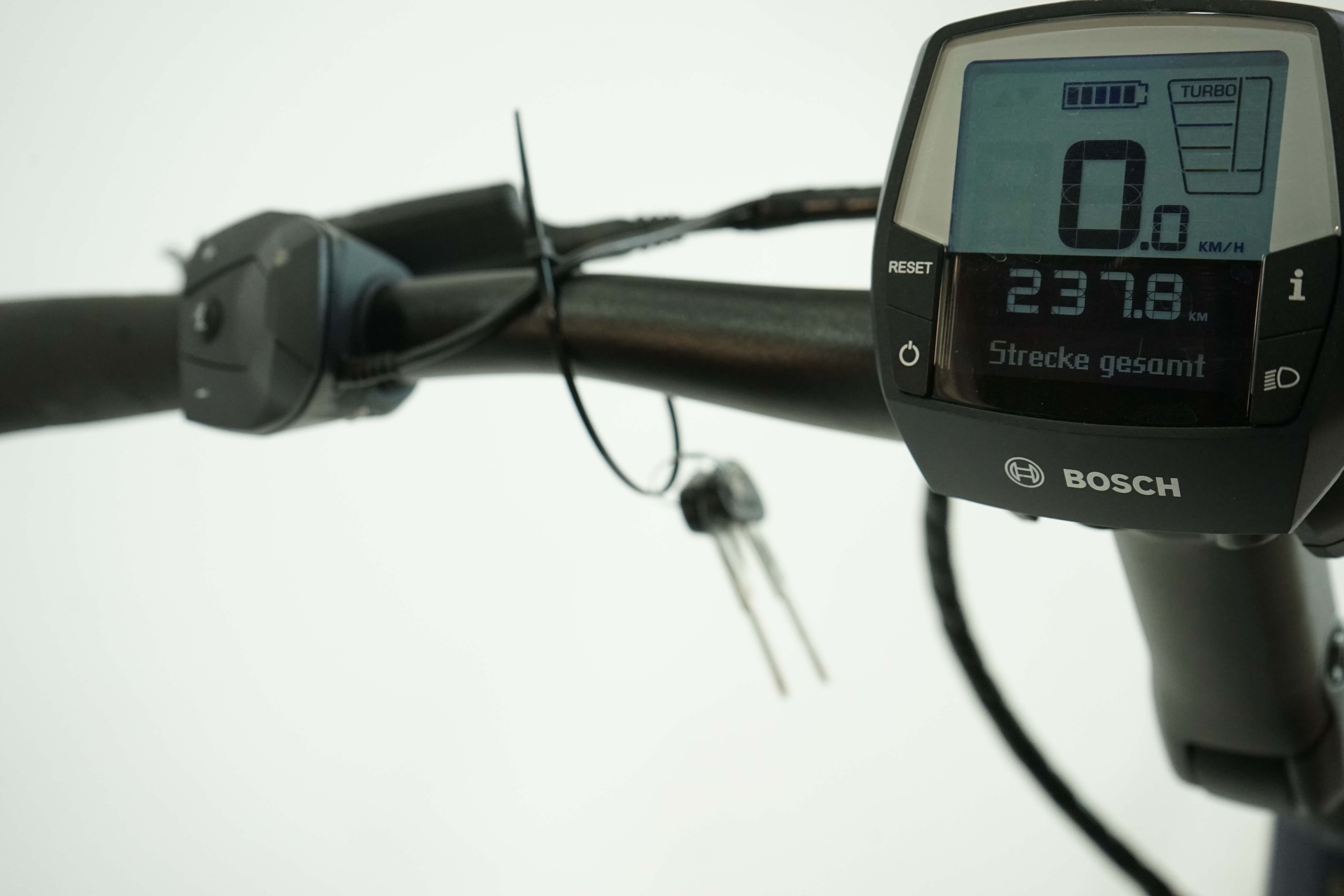 STEVENS E Brione 2024 - City E Bike - 500 Wh - Tiefeinsteiger - 28 Zoll