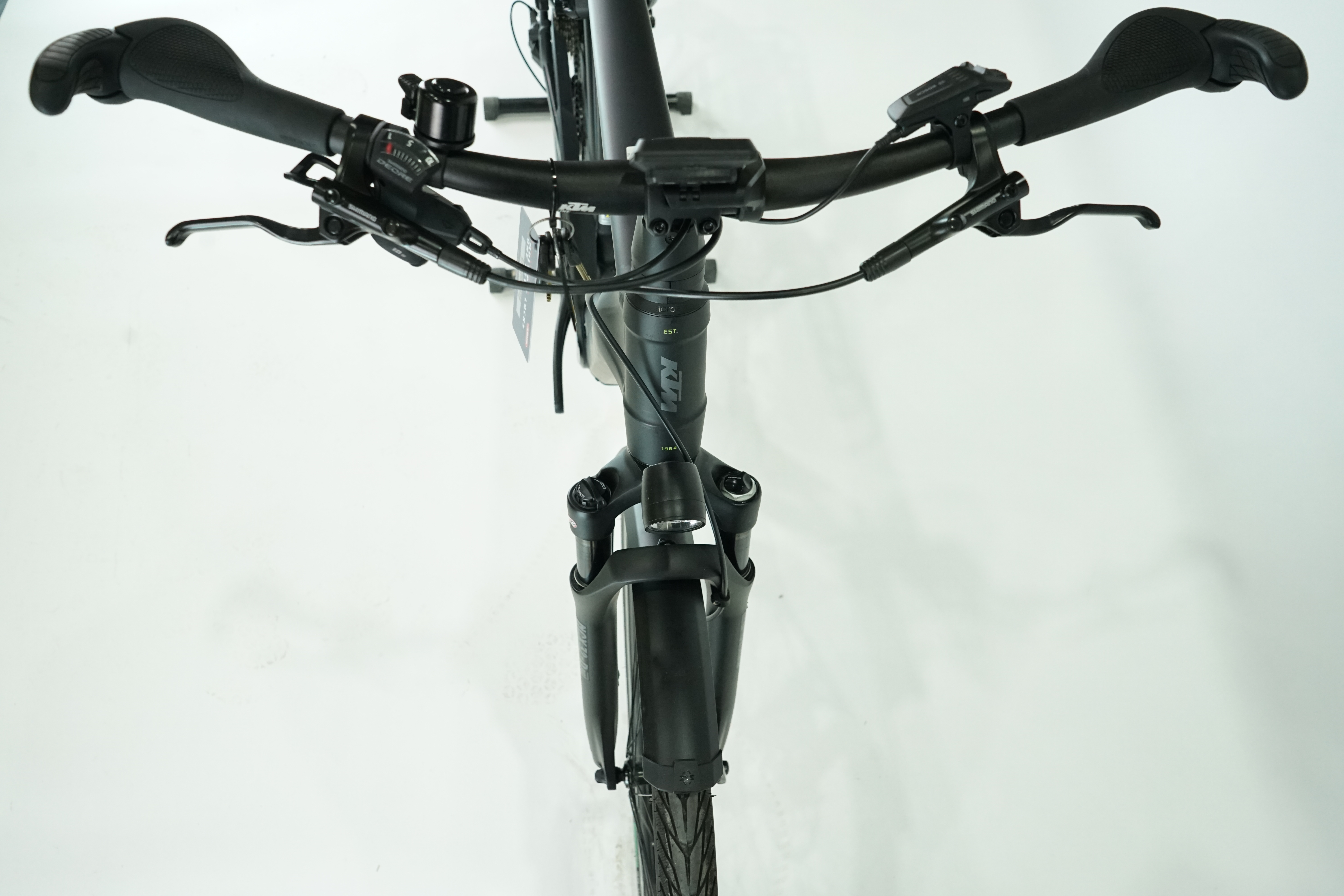 KTM Cento 10 Plus 2023 - Trekking E Bike - 750 Wh - 28 Zoll - Diamant