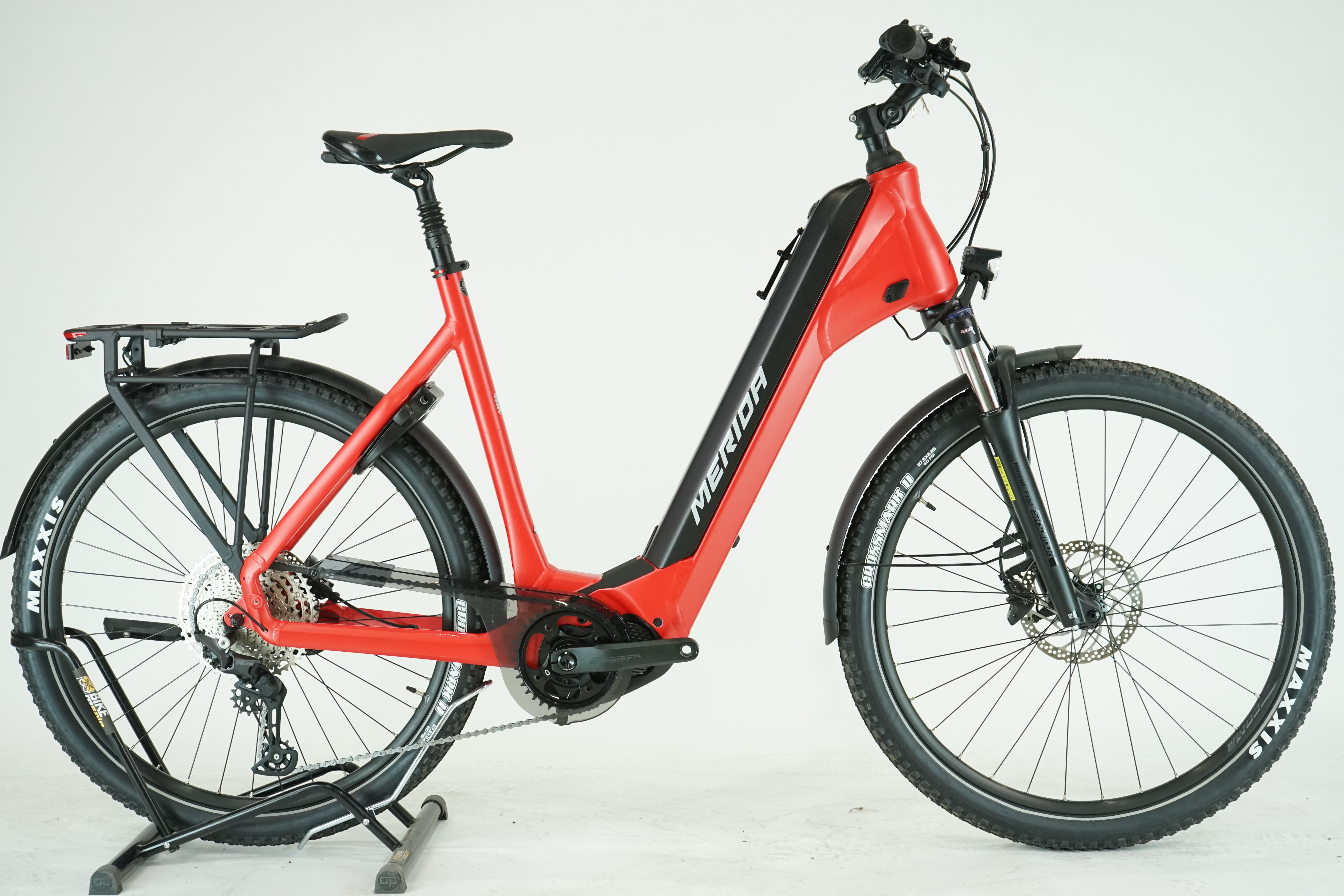 Merida Espresso 600CC 2022 - Trekking E Bike - 630 Wh - Tiefeinsteiger 