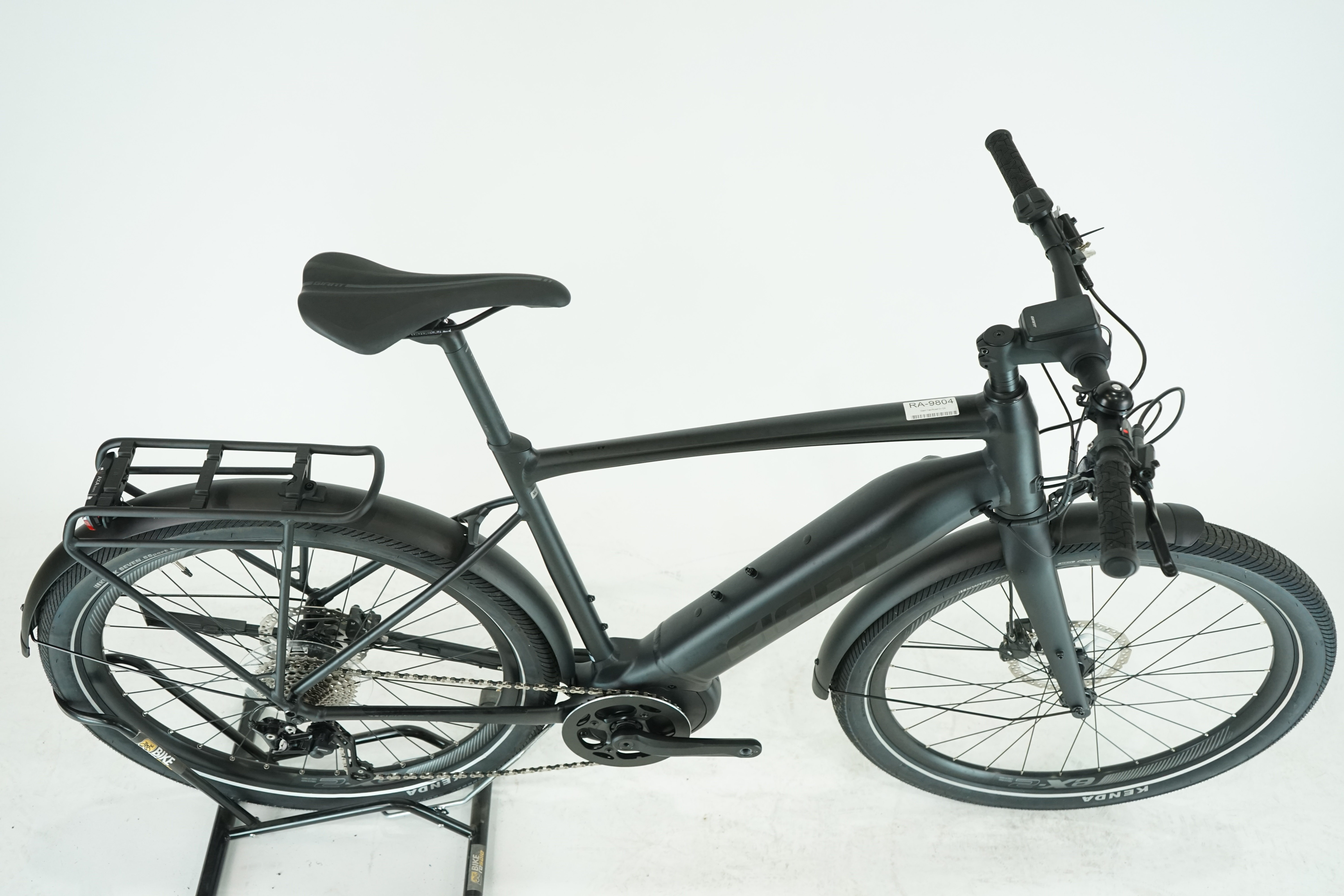 Giant FastRoad E+ EX PRO 2021 - Trekking E Bike - 496 Wh - Diamant 