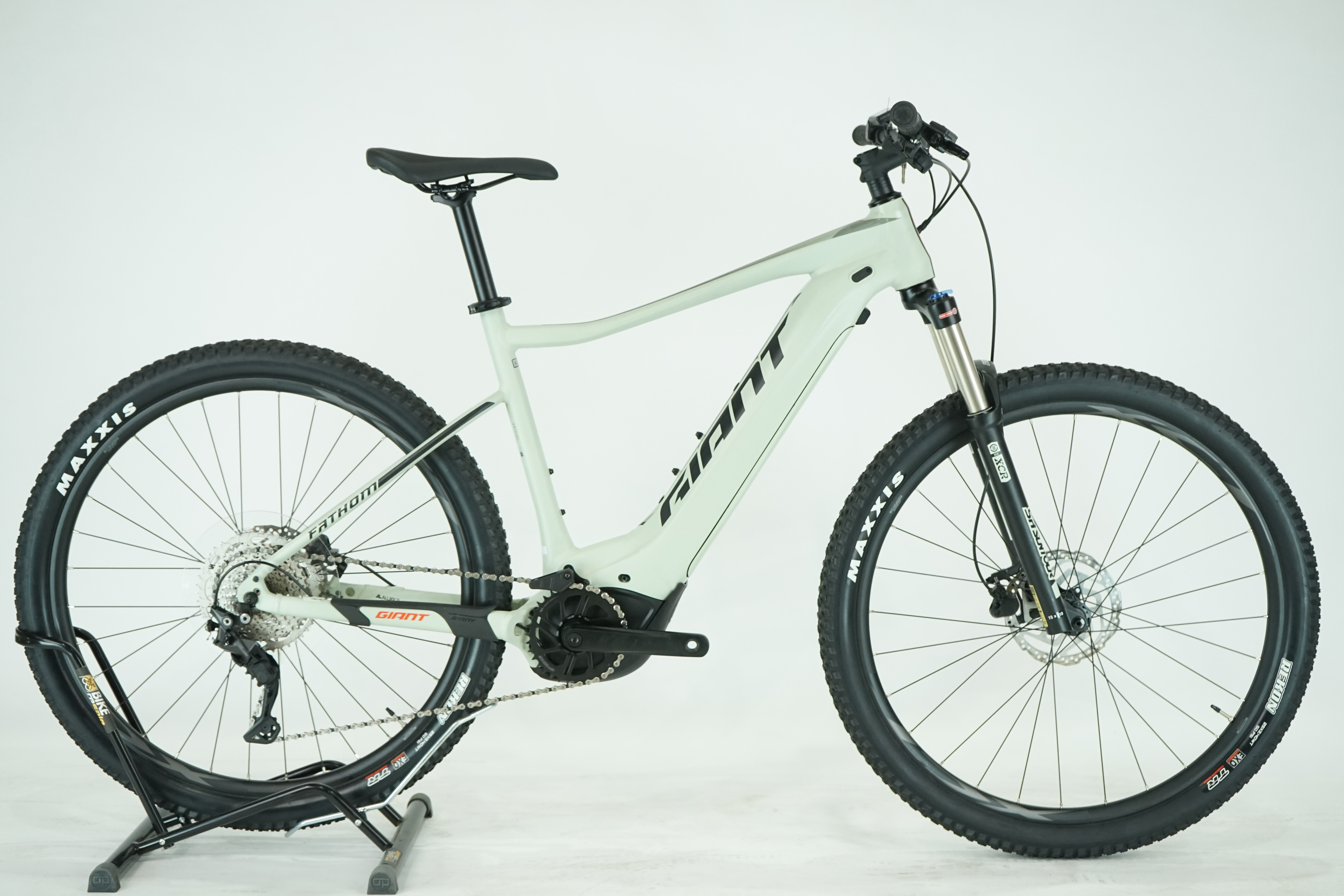 Giant Fathom E+ 2 2023 - E Mountainbike - 500 Wh - 29Zoll