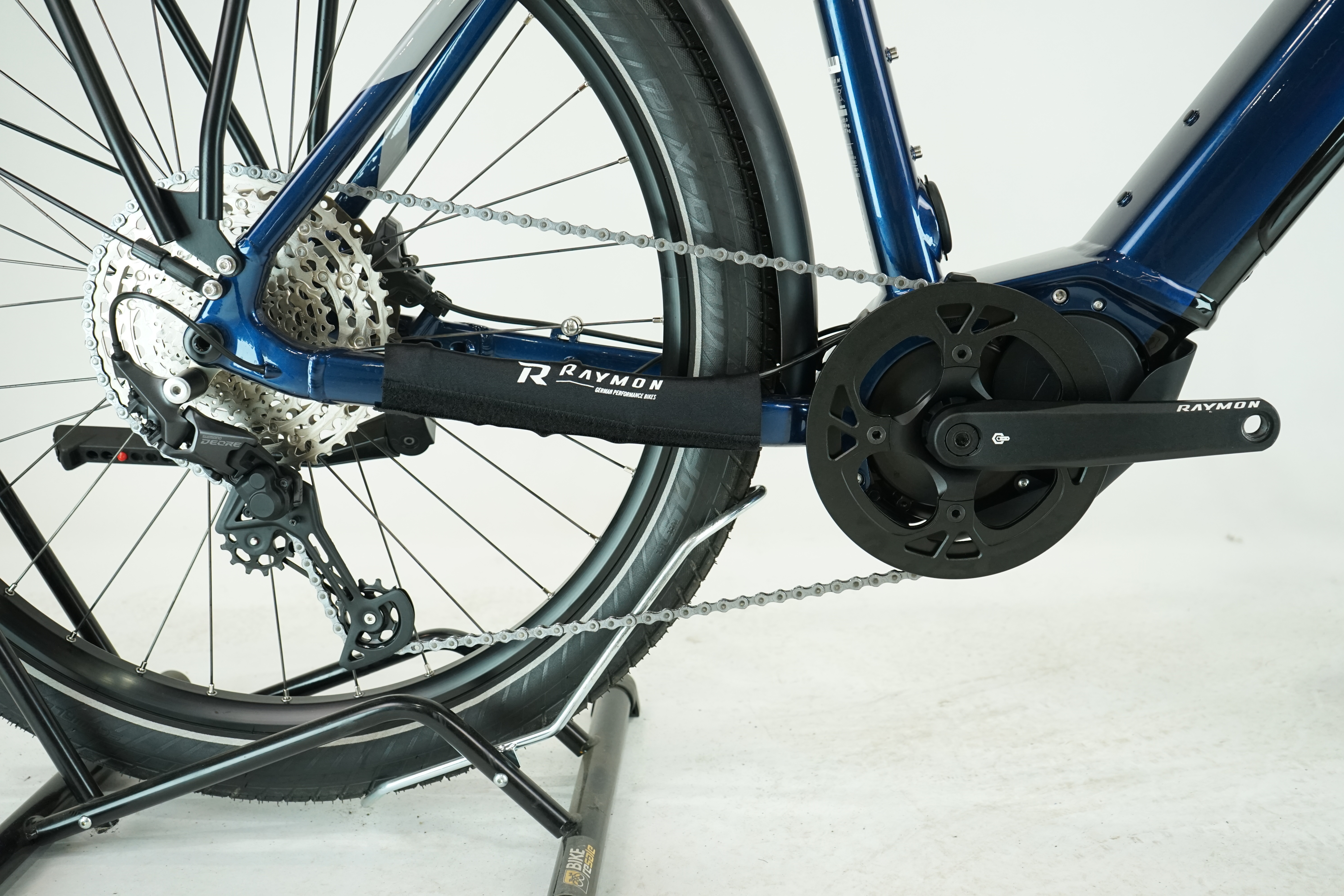 Raymon TourRay E 7.0 2023 - Trekking E Bike - 630 Wh - 27,5 Zoll - Diamant