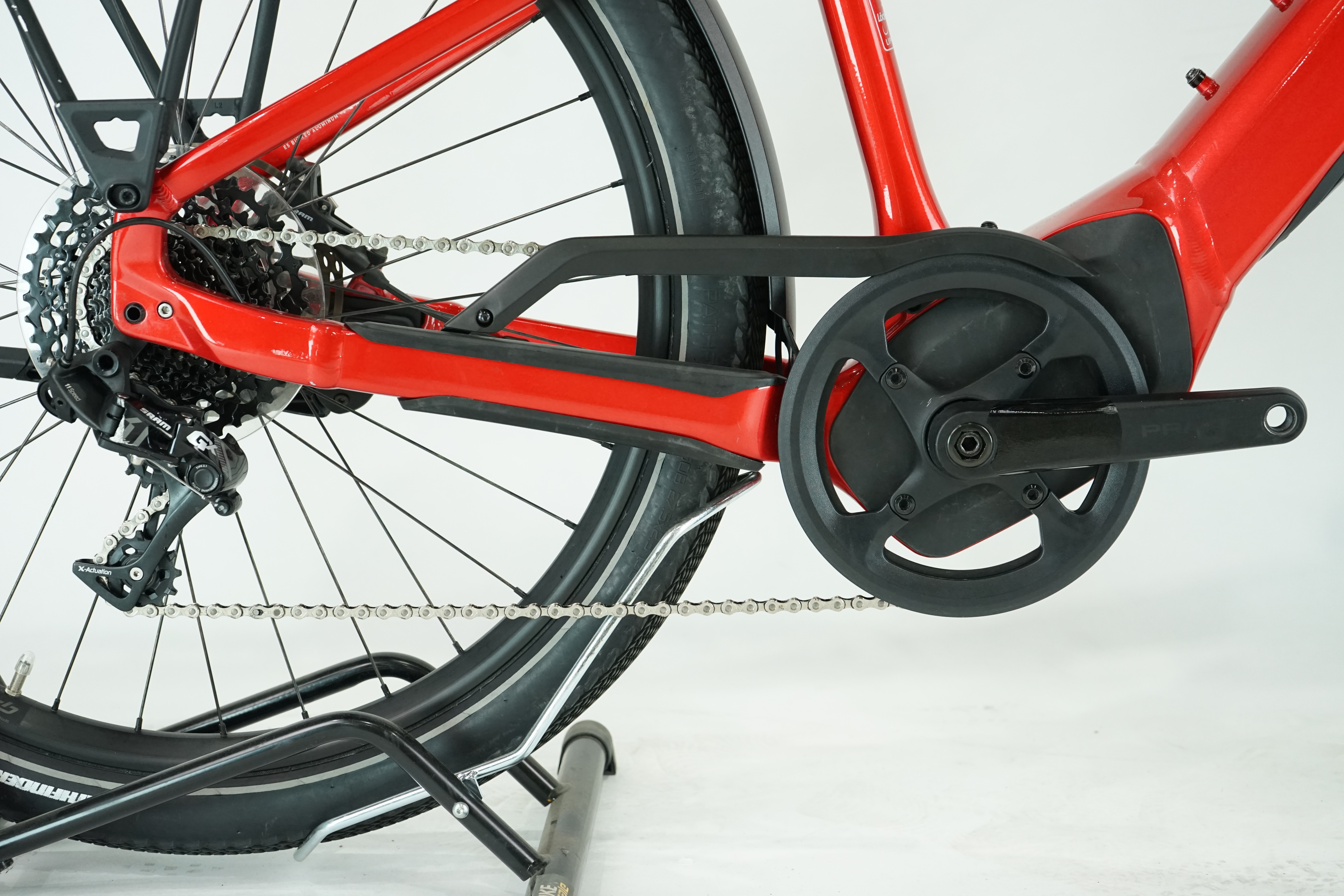 Specialized Vado 5.0 2022 - Trekking E Bike - 710 Wh - 27,5 Zoll - Diamant