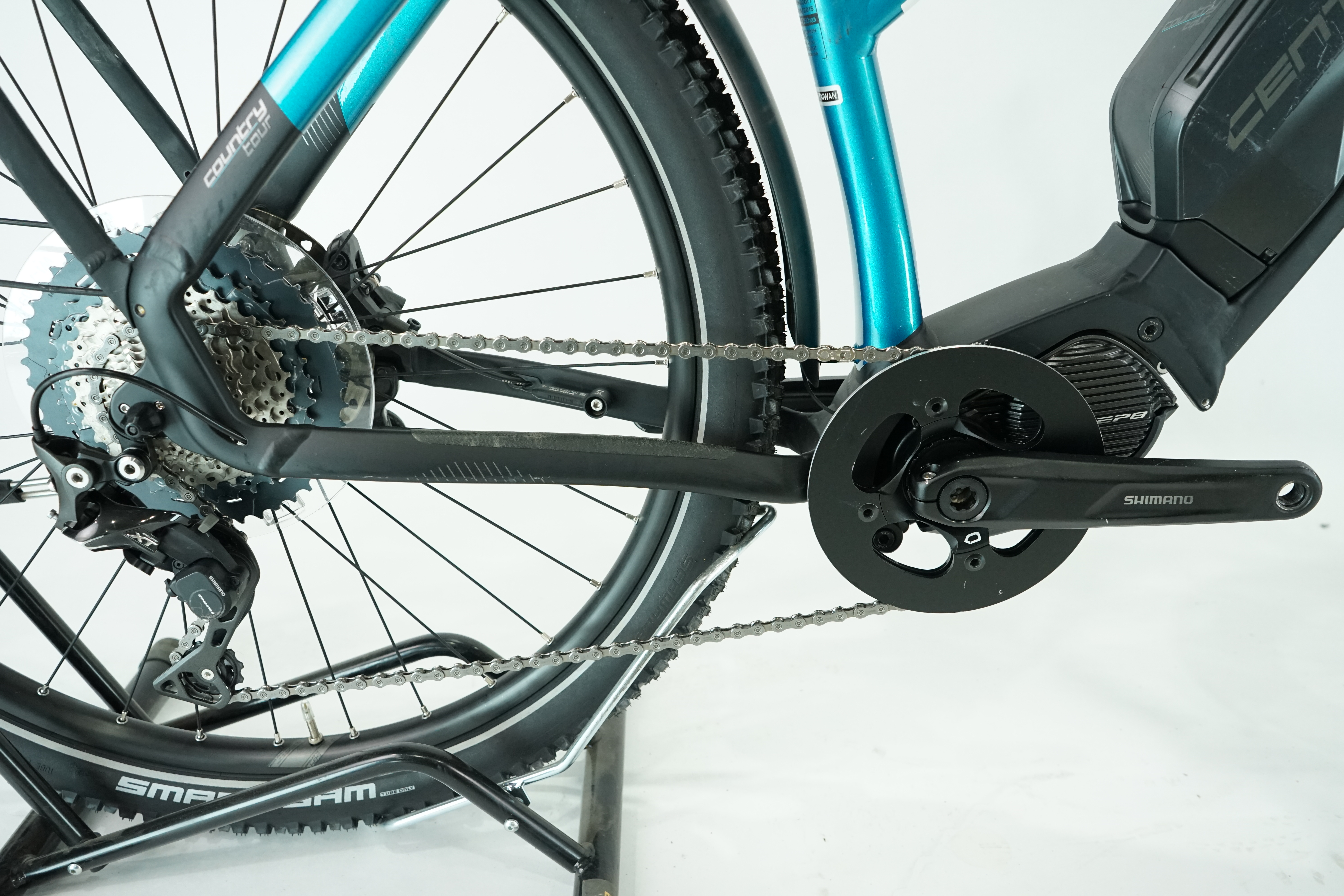 Centurion Country Tour F2600 2021 - All Terrain E Bike - 630 Wh - 27,5 Zoll - Damen Sport