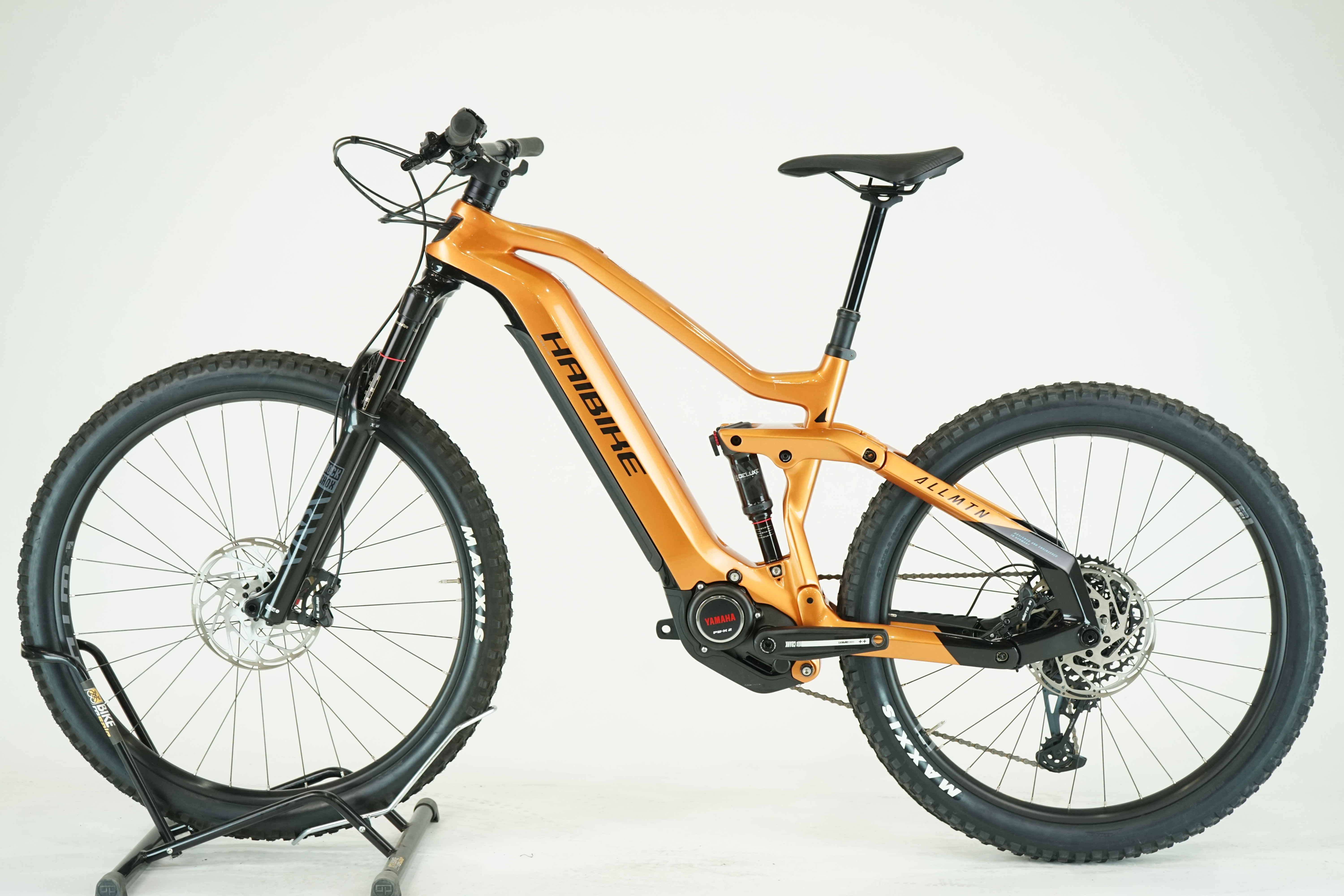 Haibike AllMtn CF 6 2023 - Fully E Bike - 600 Wh - 29/27,5 Zoll - Carbon