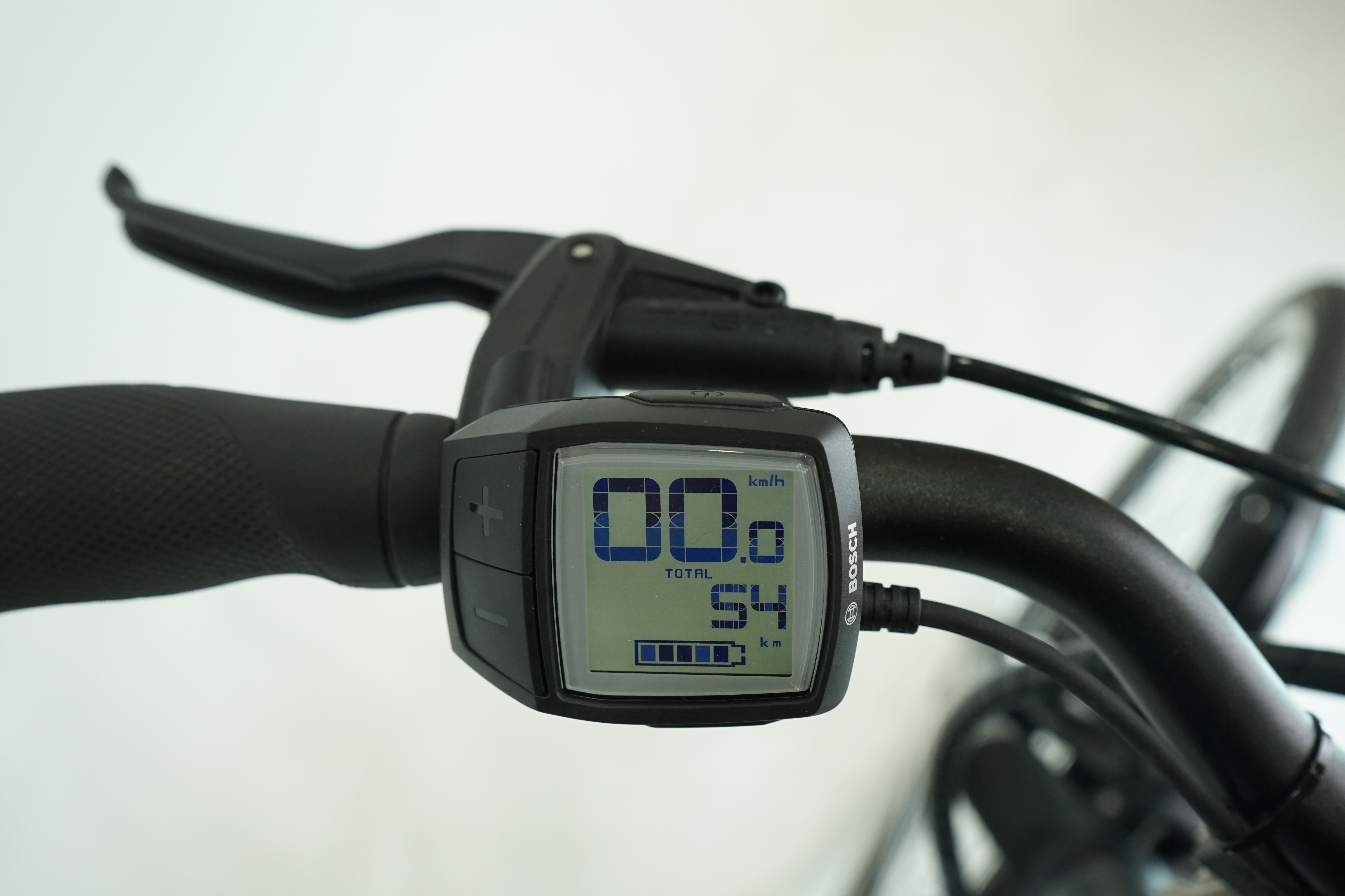 Triumph E-Cloud Plus 4 2023 - City E Bike - 400Wh - 28Zoll - Damen Sport