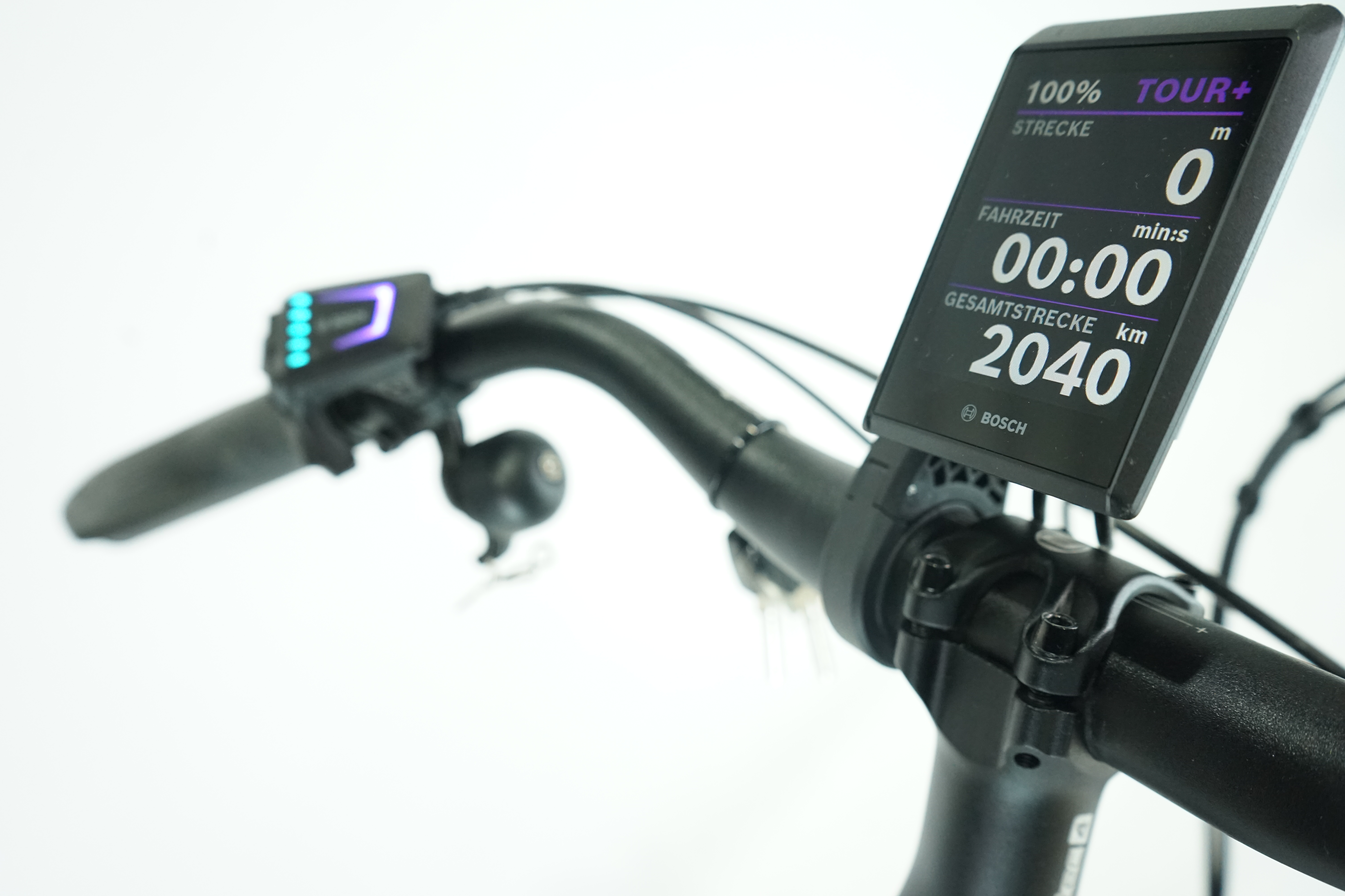 VELO DE VILLE AEB 400 2024 - City E Bike - 545 Wh - Tiefeinsteiger - 28 Zoll