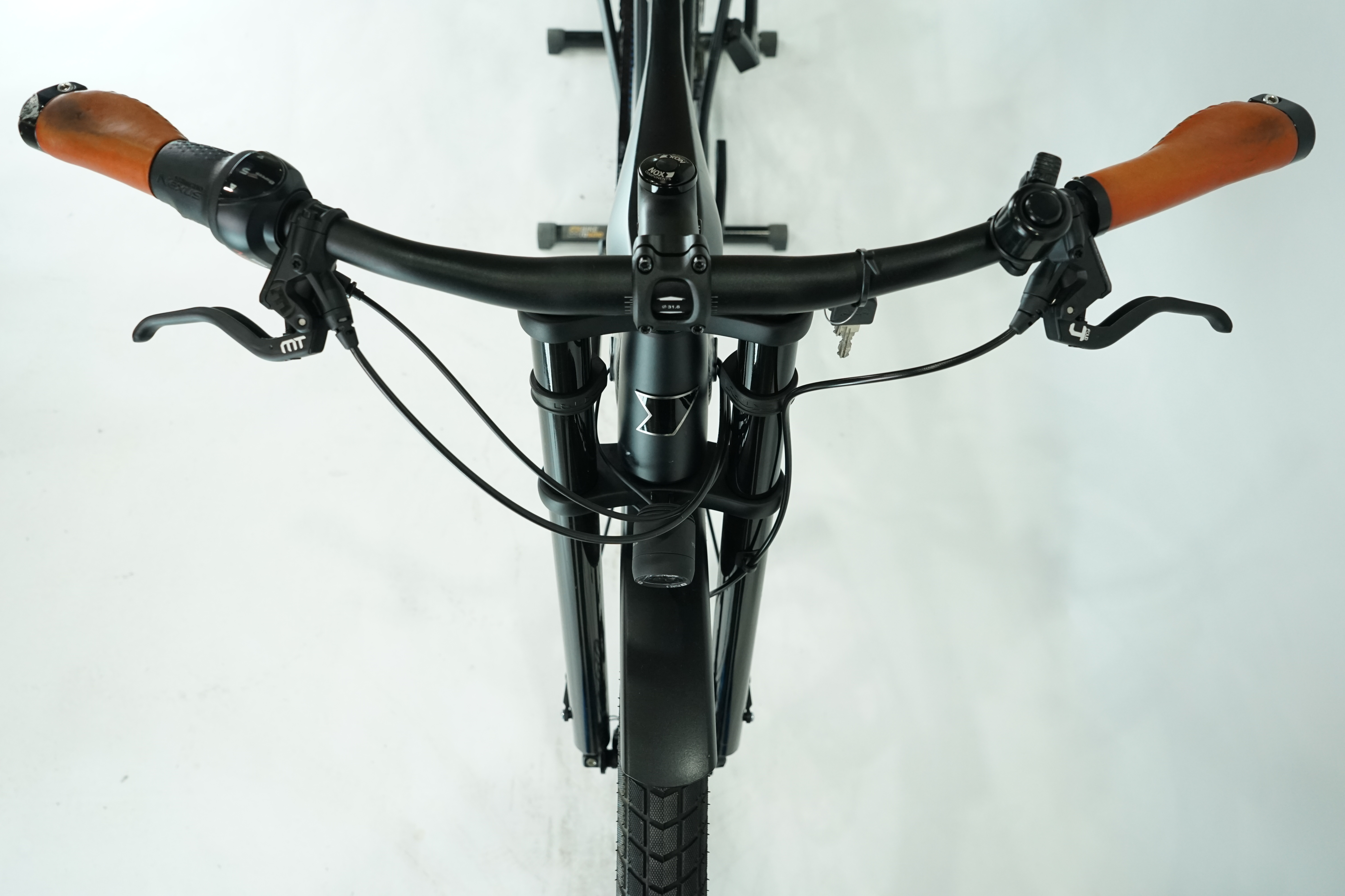 Nox Cycles Metropolis Hustler 2020 -  City E Bike - 252Wh - 27,5Zoll - Diamant