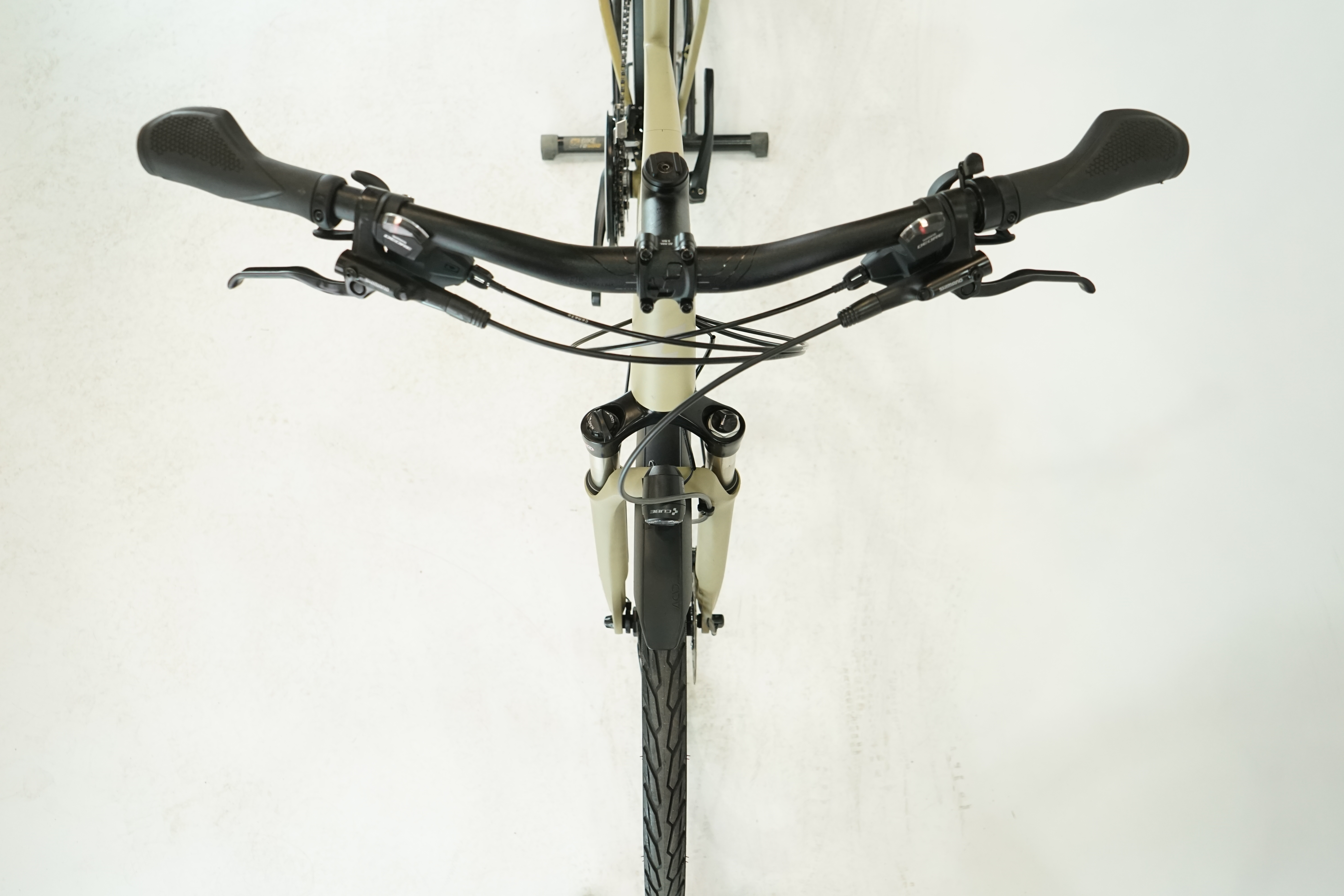 Cube Kathmandu Pro 2023 - Trekkingbike - Aluminium - 28 Zoll - Damen Sport