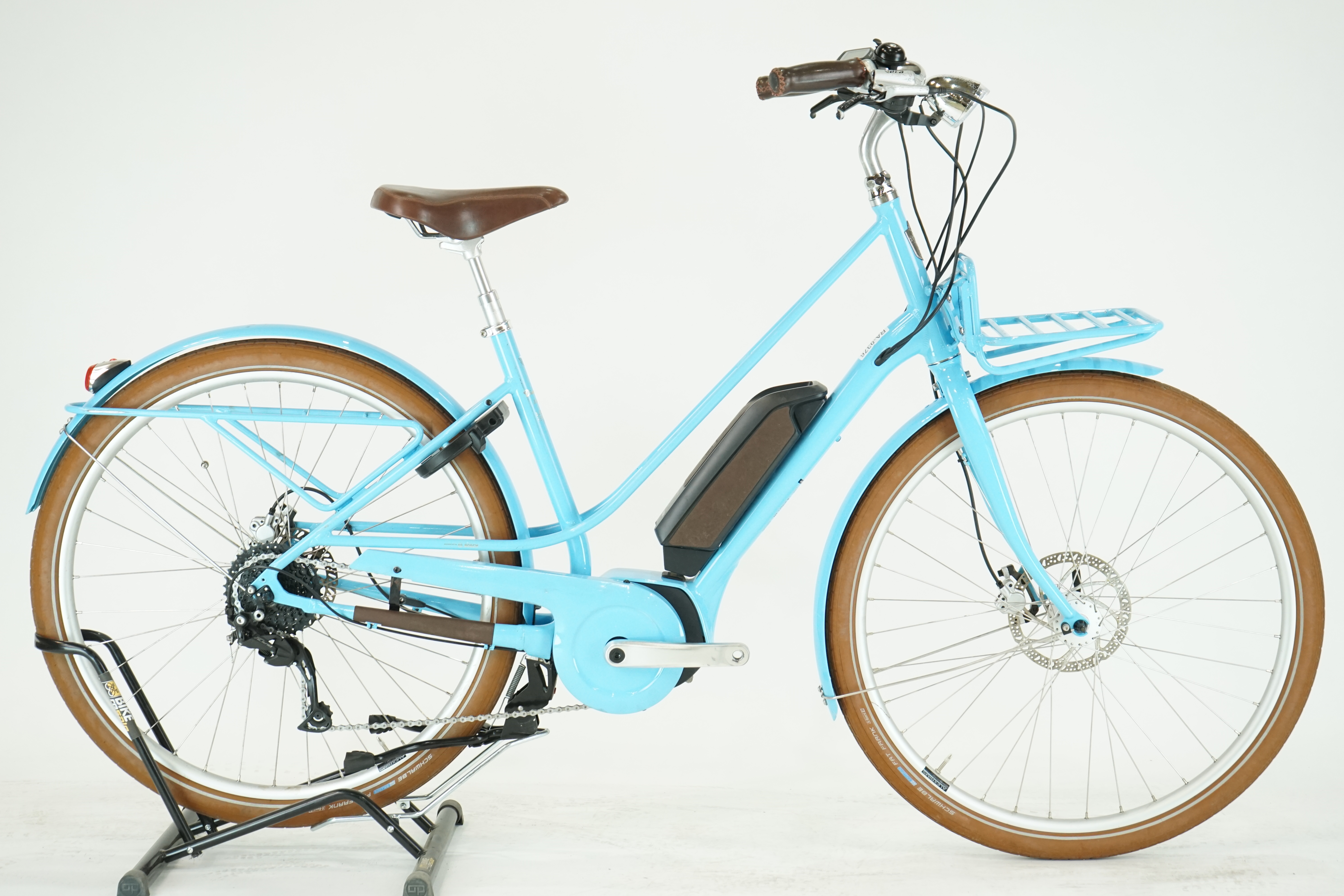 Diamant Juna Deluxe+ 2022 - City E Bike - 400 Wh - Damen Sport