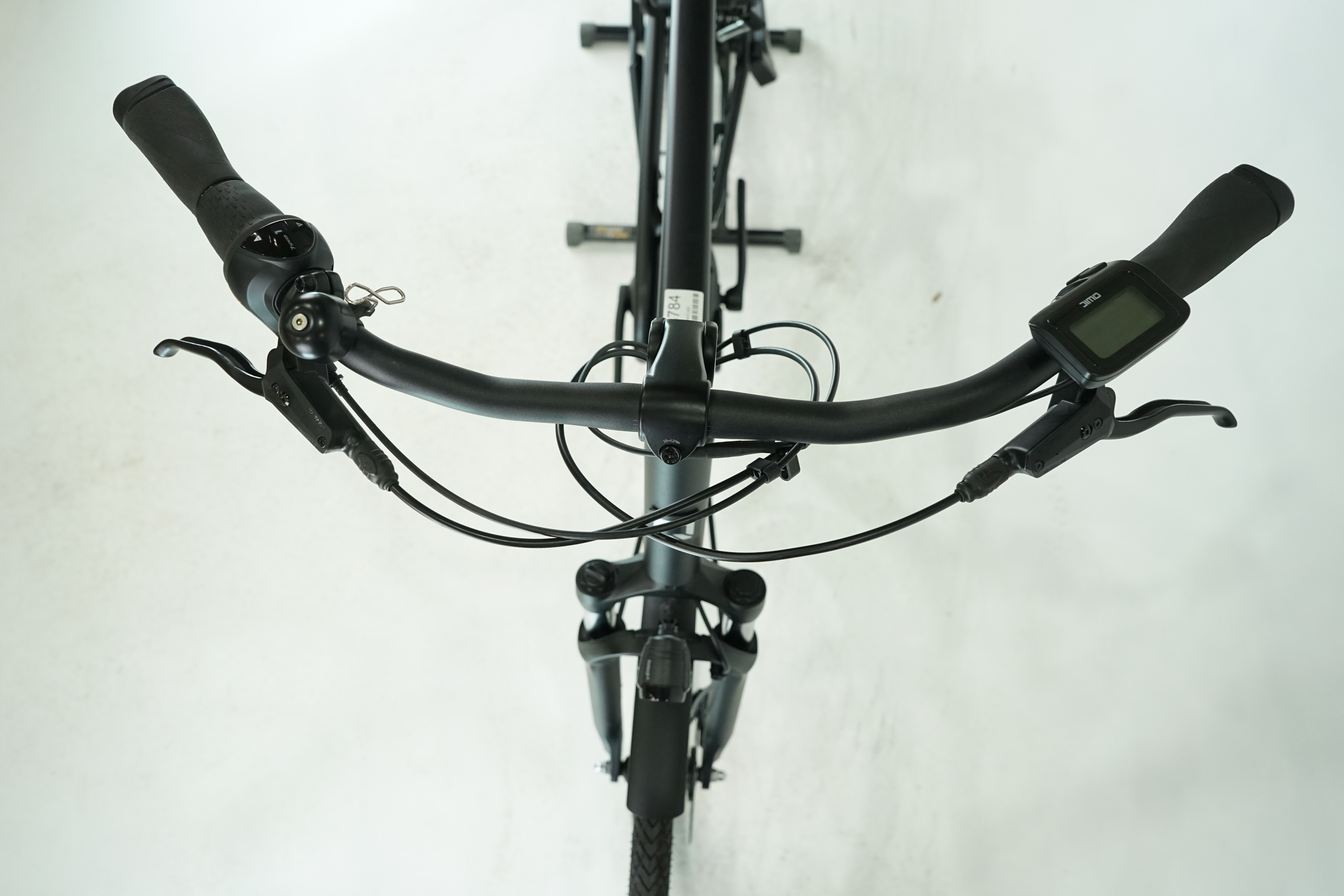 Qwic Premium MN7D 2022 - City E Bike - 625 Wh - Diamant