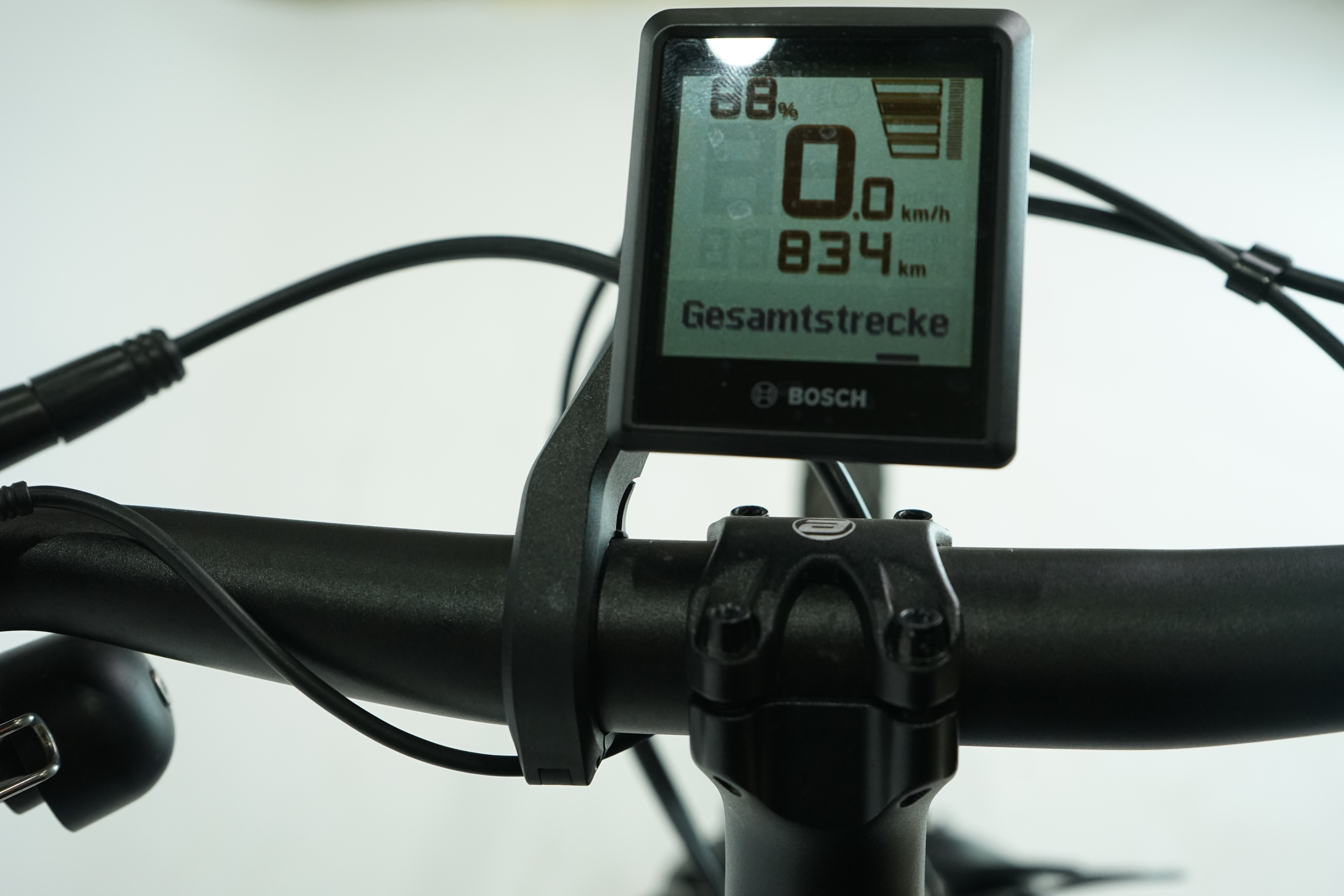 Velo de Ville AEB 890 Smart 2023 - Trekking E Bike - 625 Wh - Tiefeinstieg 