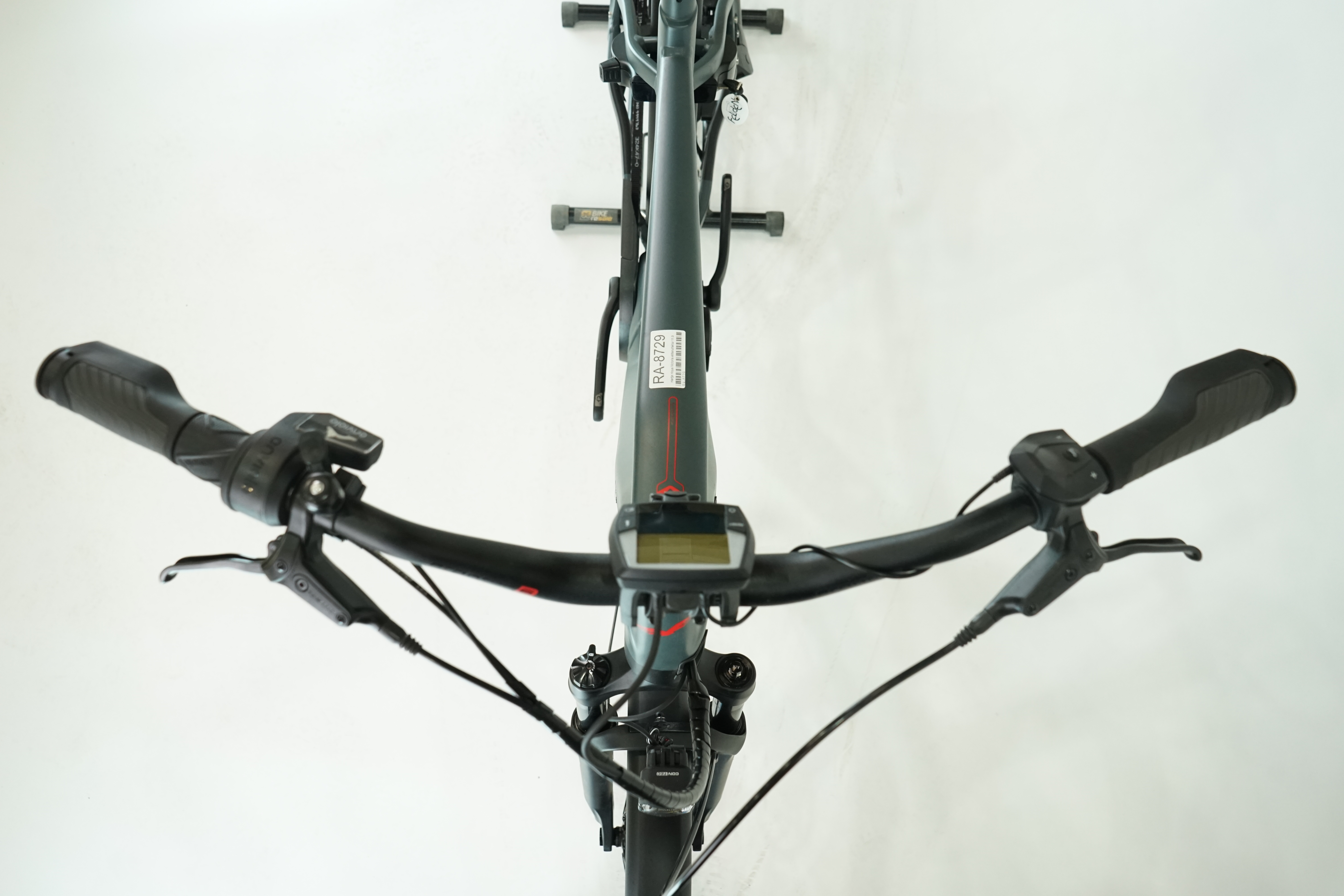 Victoria eManufaktur 11.9 2023 - Trekking E Bike - 625 Wh - Riemen - Diamant