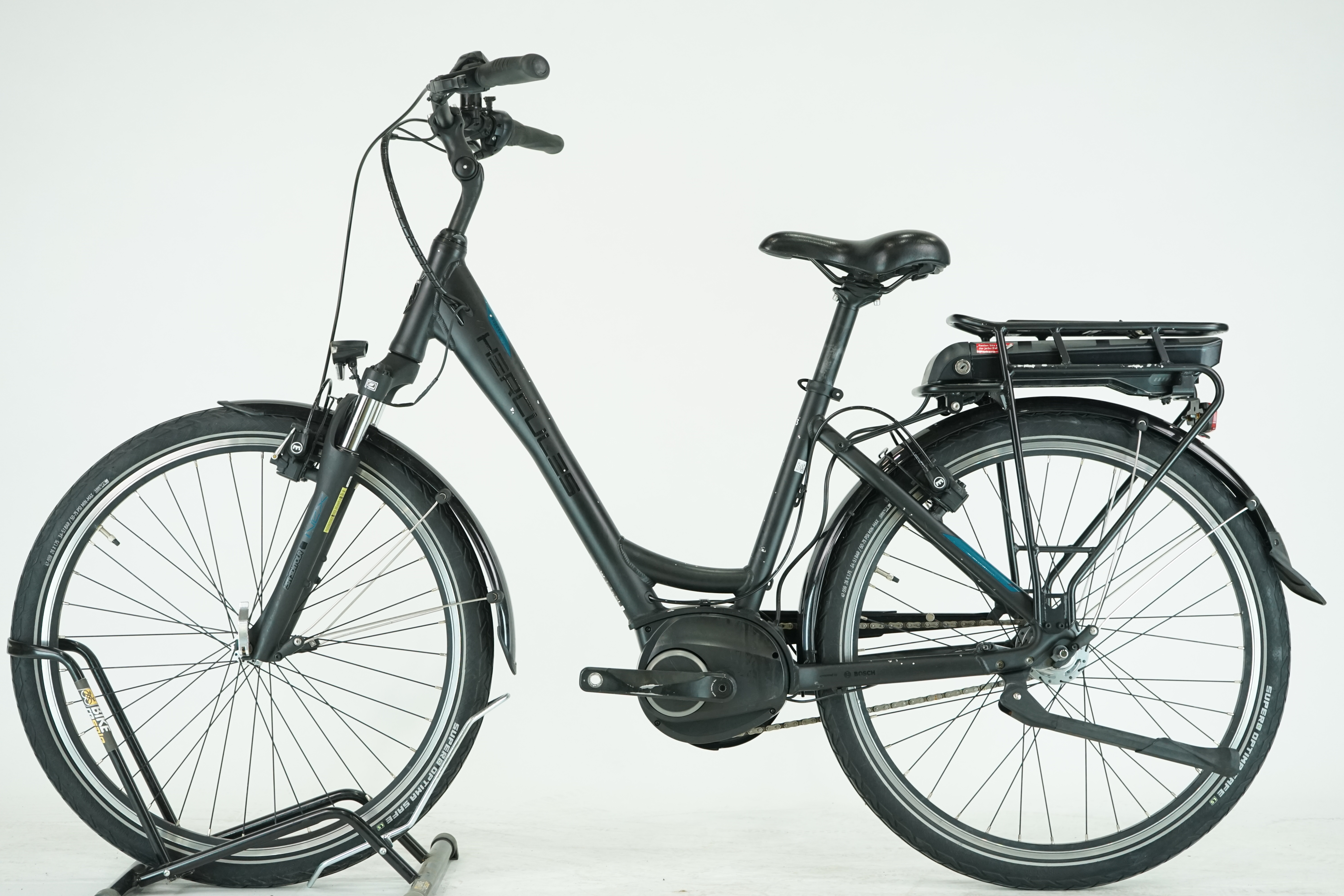 Hercules Roberta R7 2023 - City E Bike - 400 Wh - Tiefeinsteiger