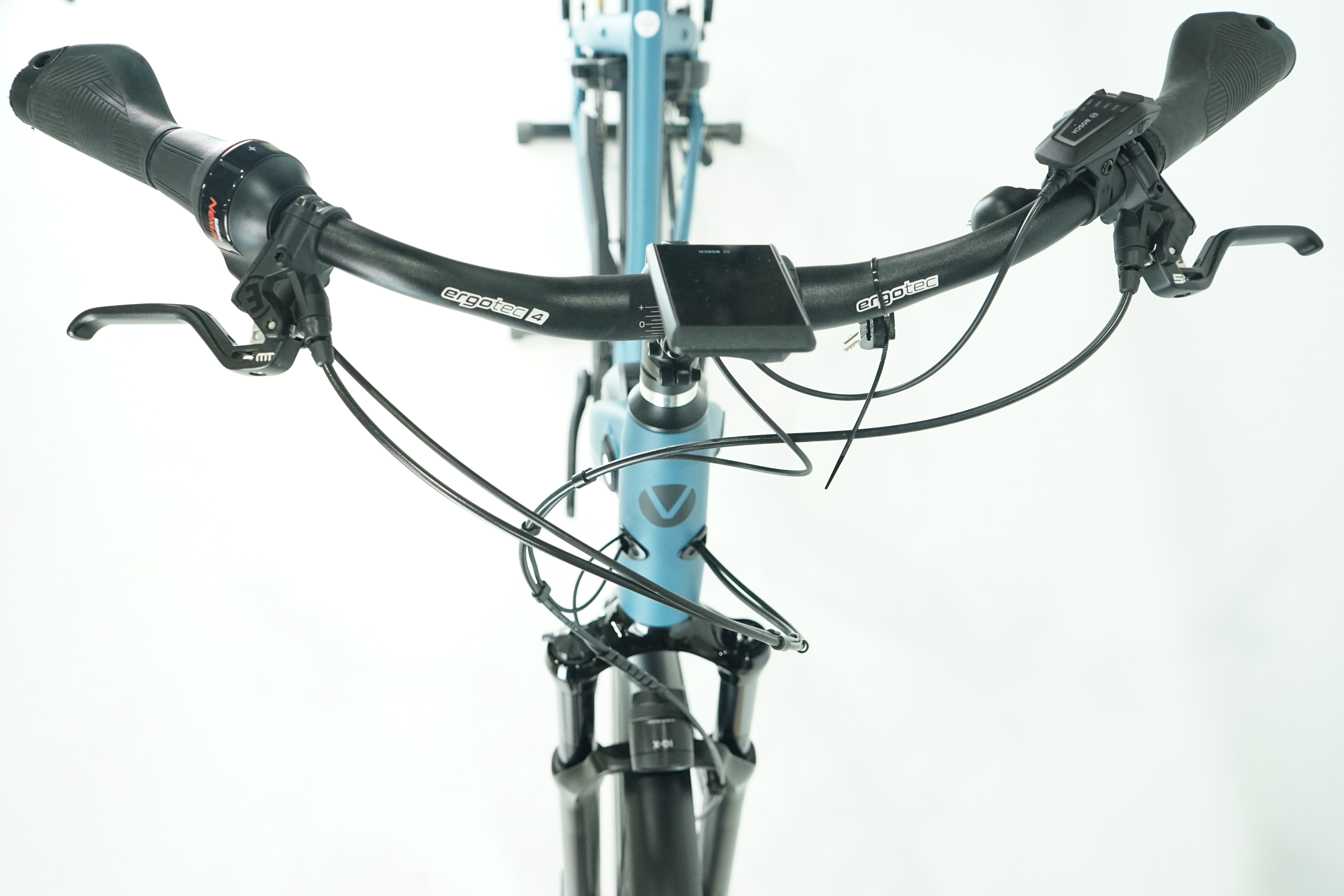 VELO DE VILLE AEB 400 2024 - City E Bike - 545 Wh - Tiefeinsteiger - 28 Zoll