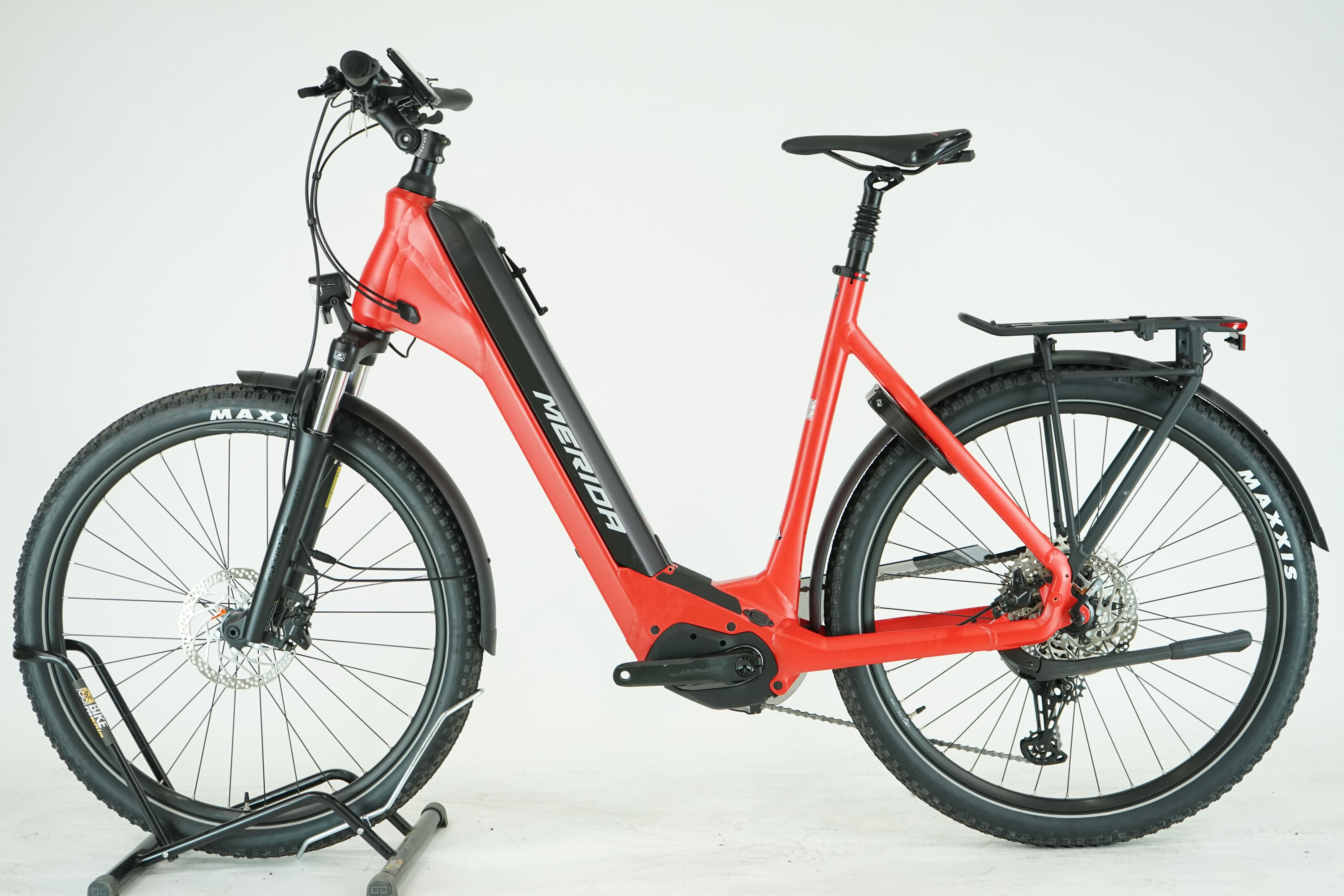 Merida Espresso 600CC 2022 - Trekking E Bike - 630 Wh - Tiefeinsteiger 