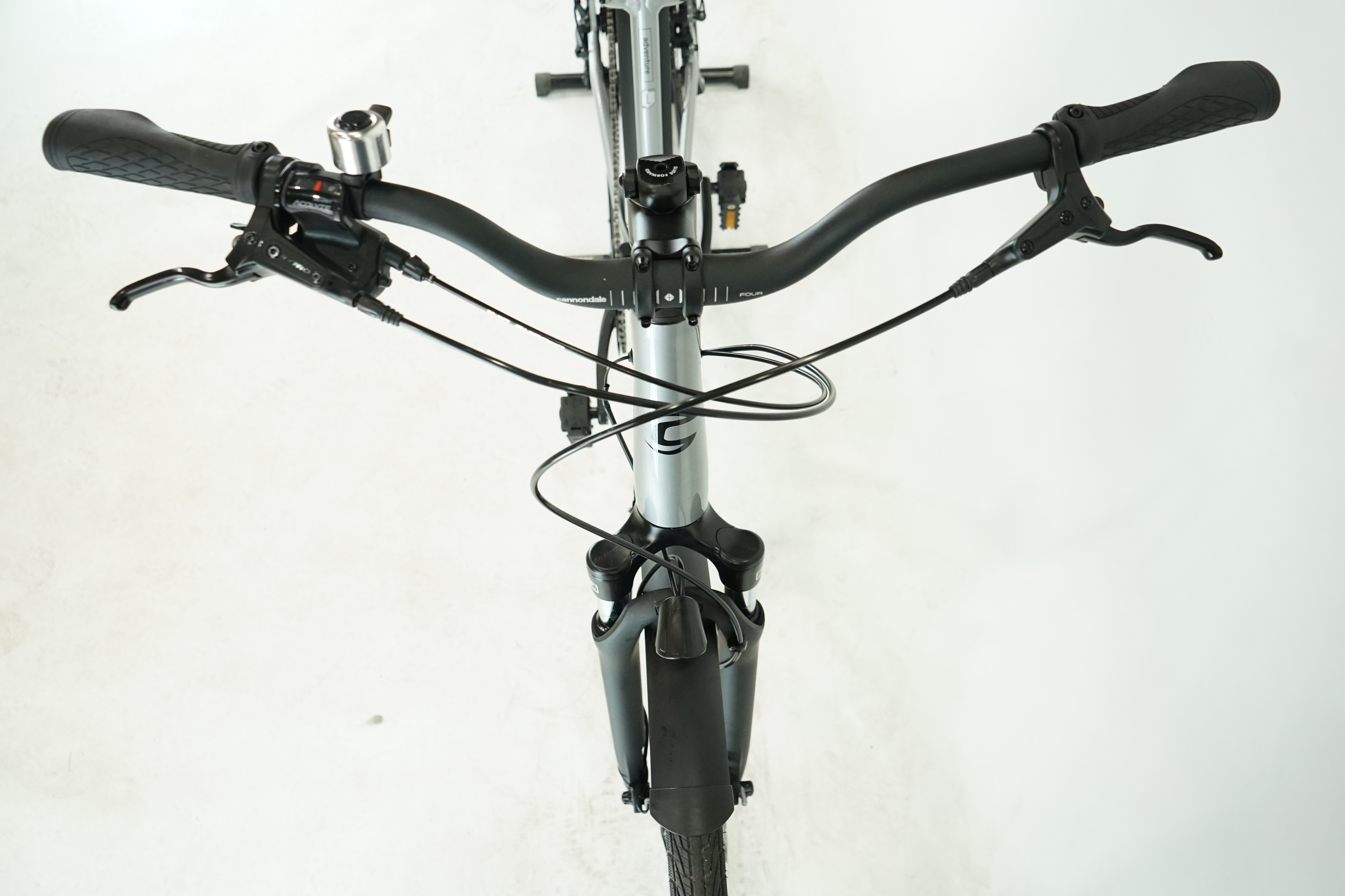 Cannondale Adventure EQ 2023 - City Bike - 27,5 Zoll - Tiefeinsteiger