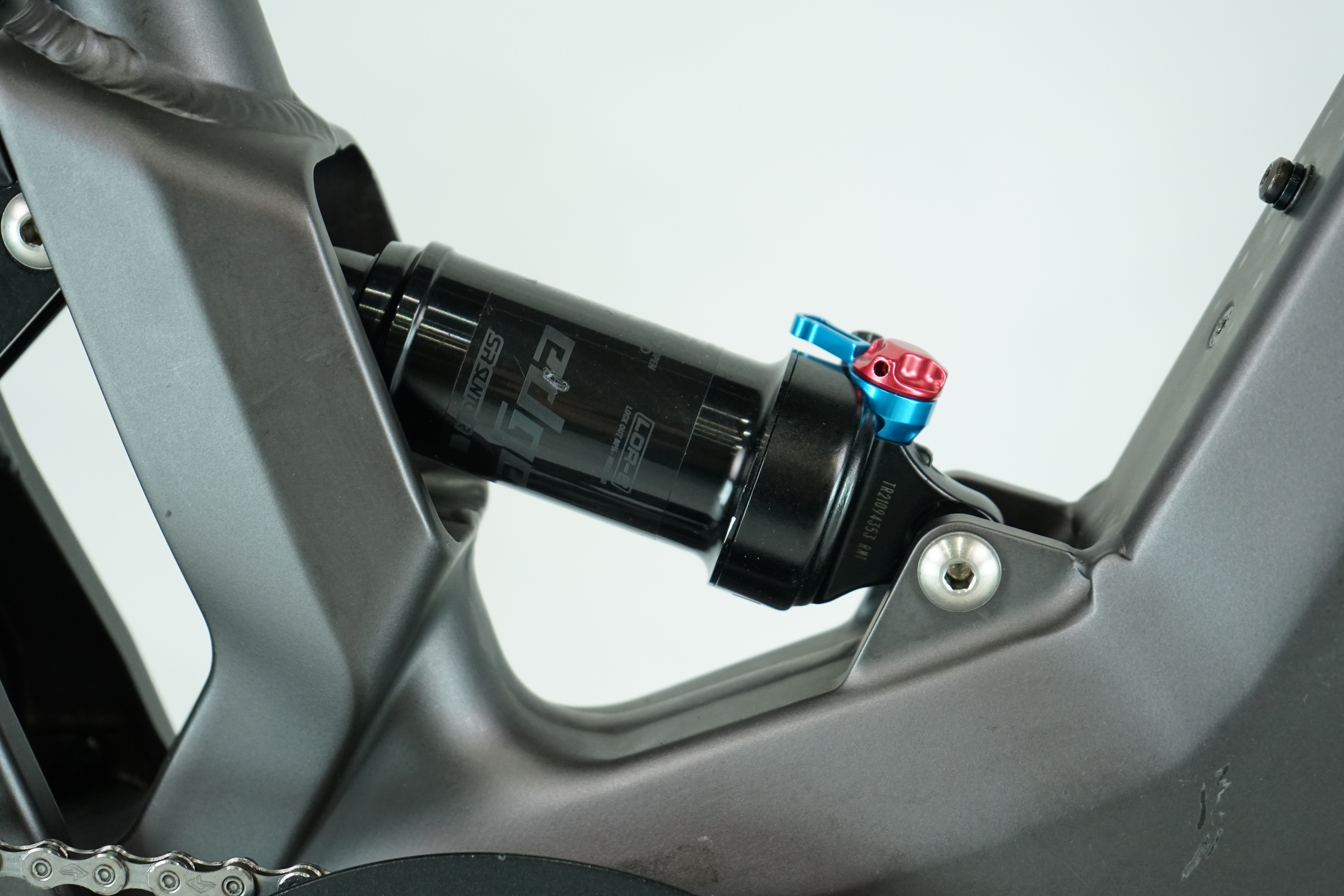 Riese & Müller Delite GT touring 2022 - Trekking E Bike - 625Wh - 27,5Zoll - Diamant