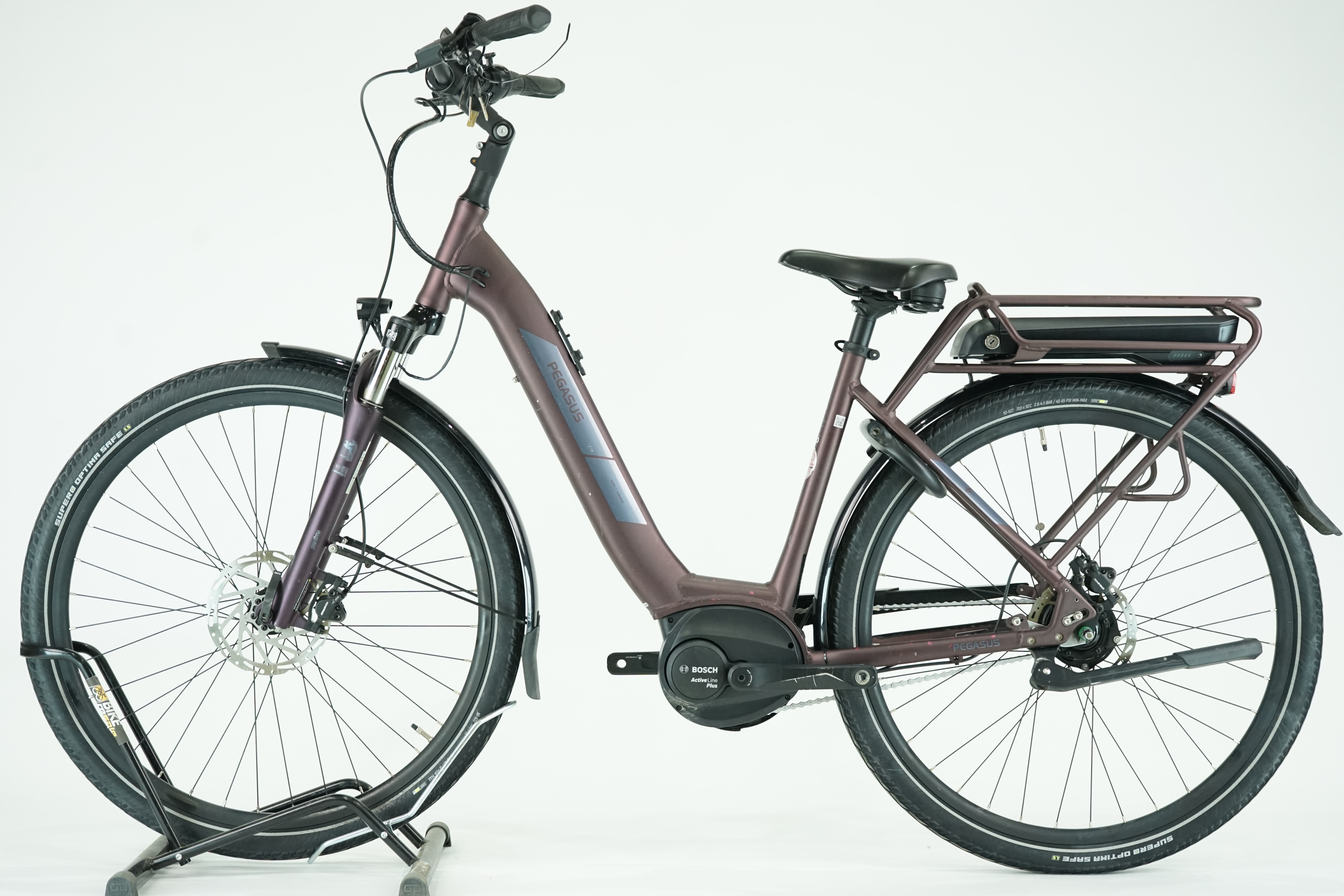 PEGASUS Solero E8r Plus  2023 - City E Bike - 500 Wh - Tiefeinsteiger - 28 Zoll