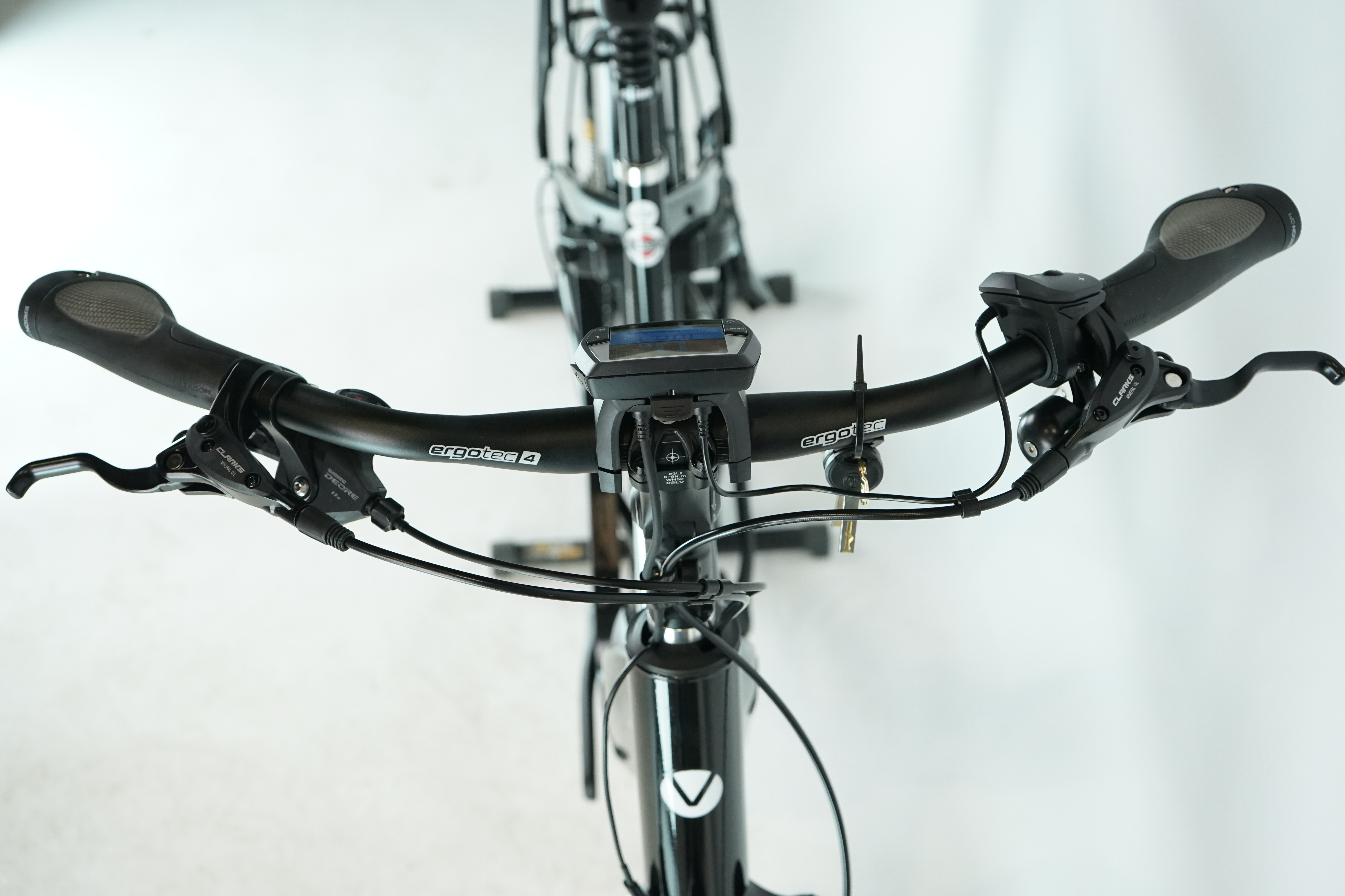 Velo De Ville AEB 900 2022 - Trekking E Bike - 500Wh - Damen Sport