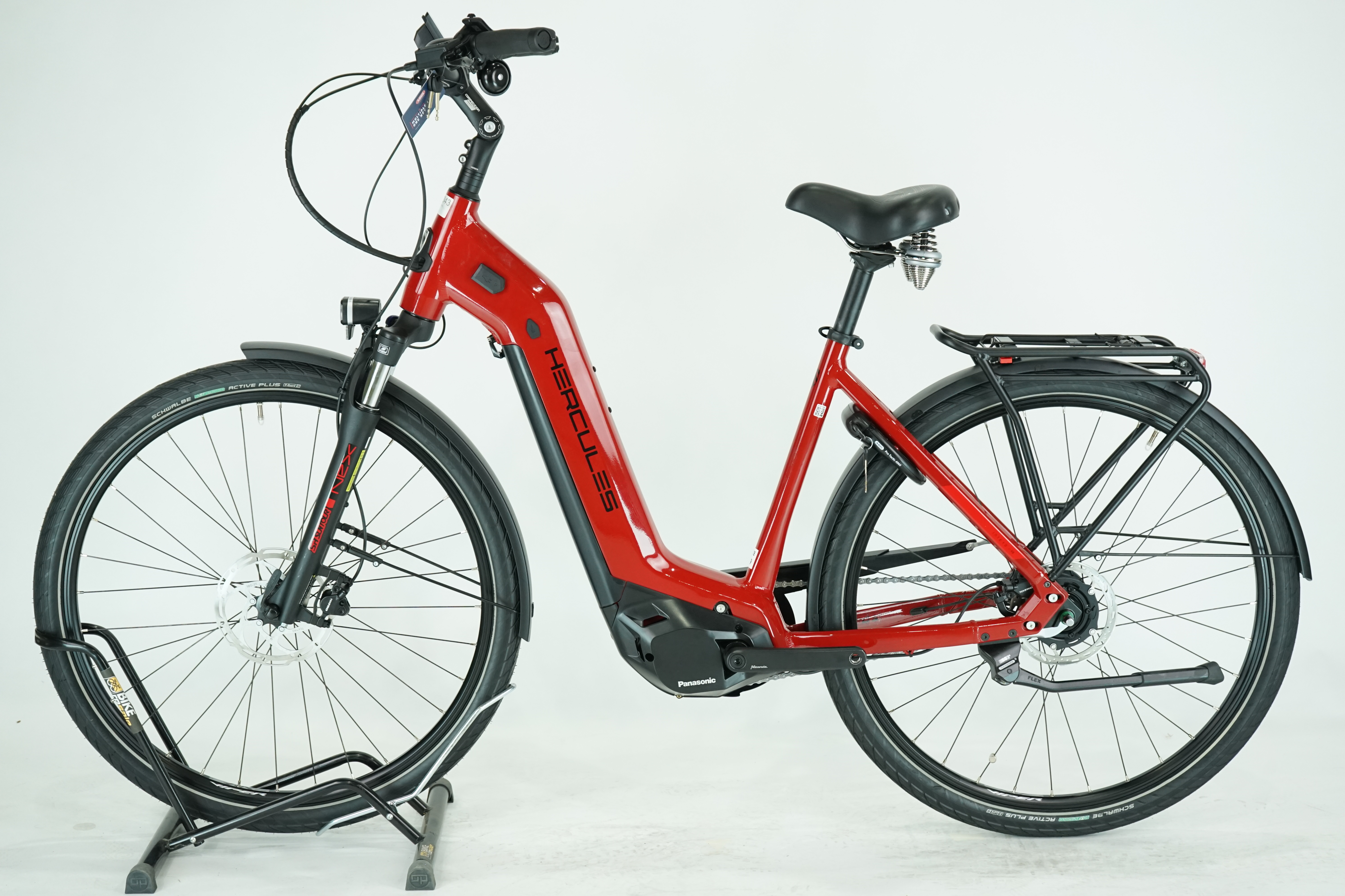 Hercules Intero I-R8 2023 - Trekking E Bike - 630 Wh - Tiefeinsteiger