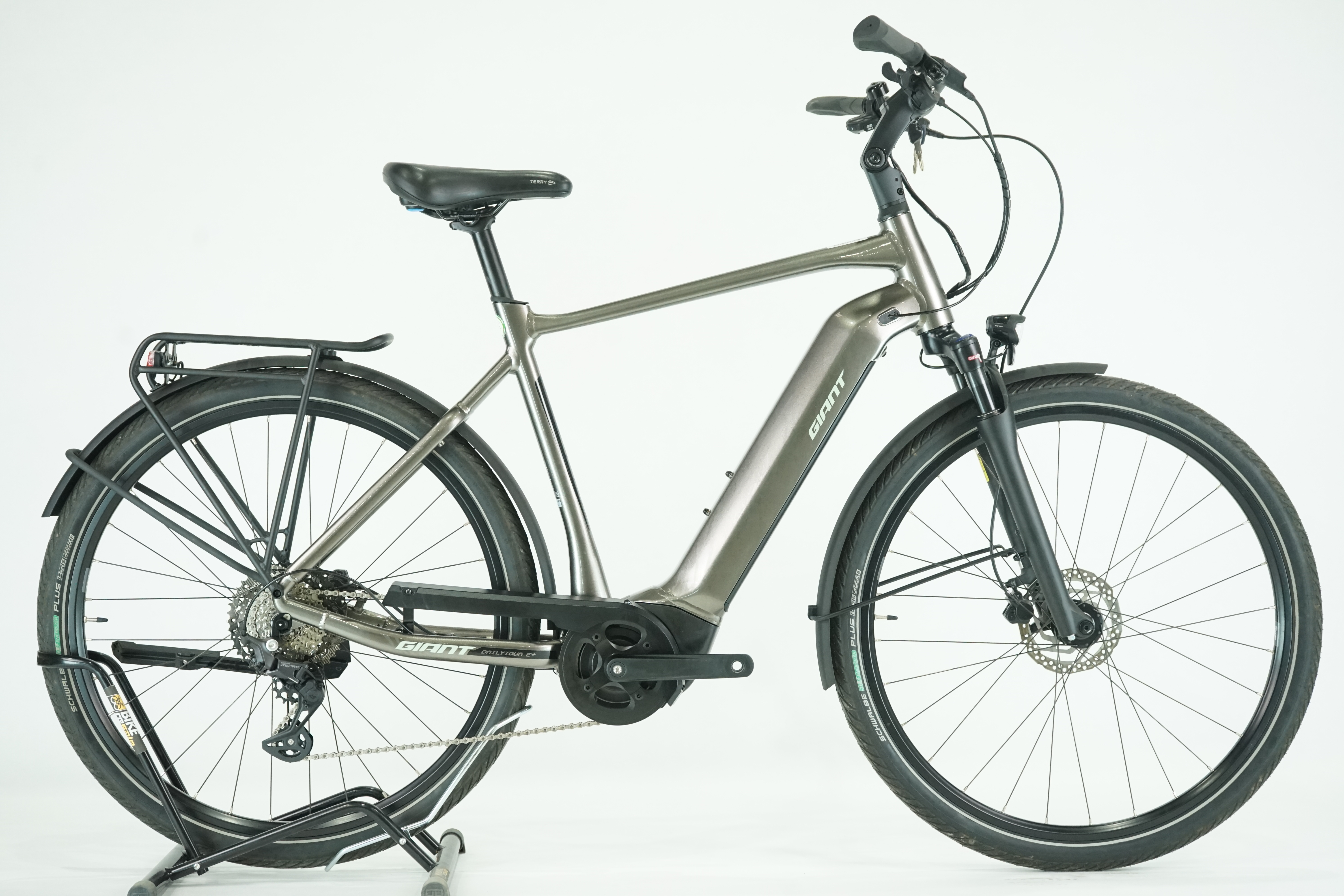 Giant DailyTour E+ 2 D GTS 2022 - Trekking E Bike - 625 Wh - Diamant