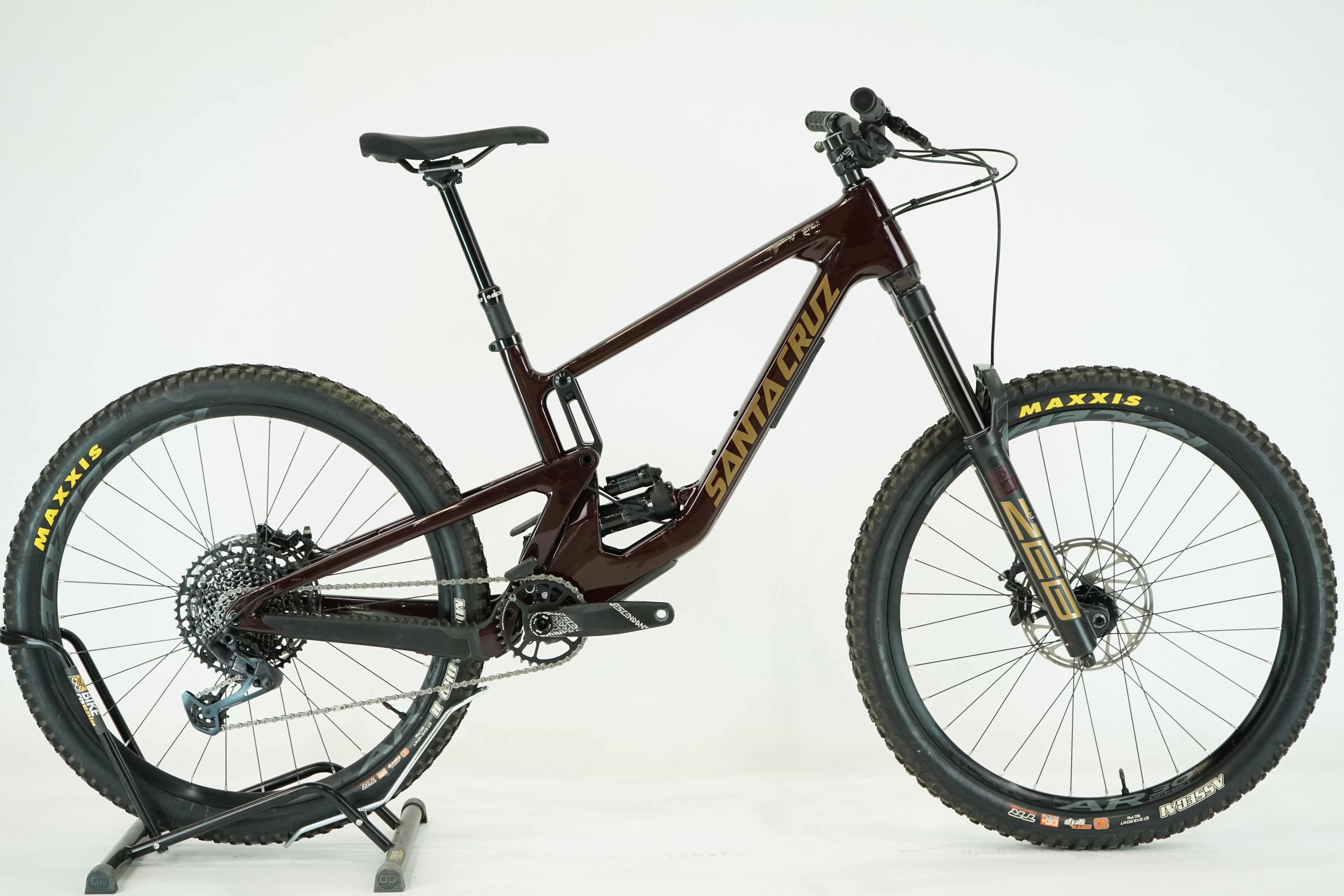 Santa Cruz Nomad C R-Kit 2023 - Fully Mountainbike - Carbon - 27,5 Zoll