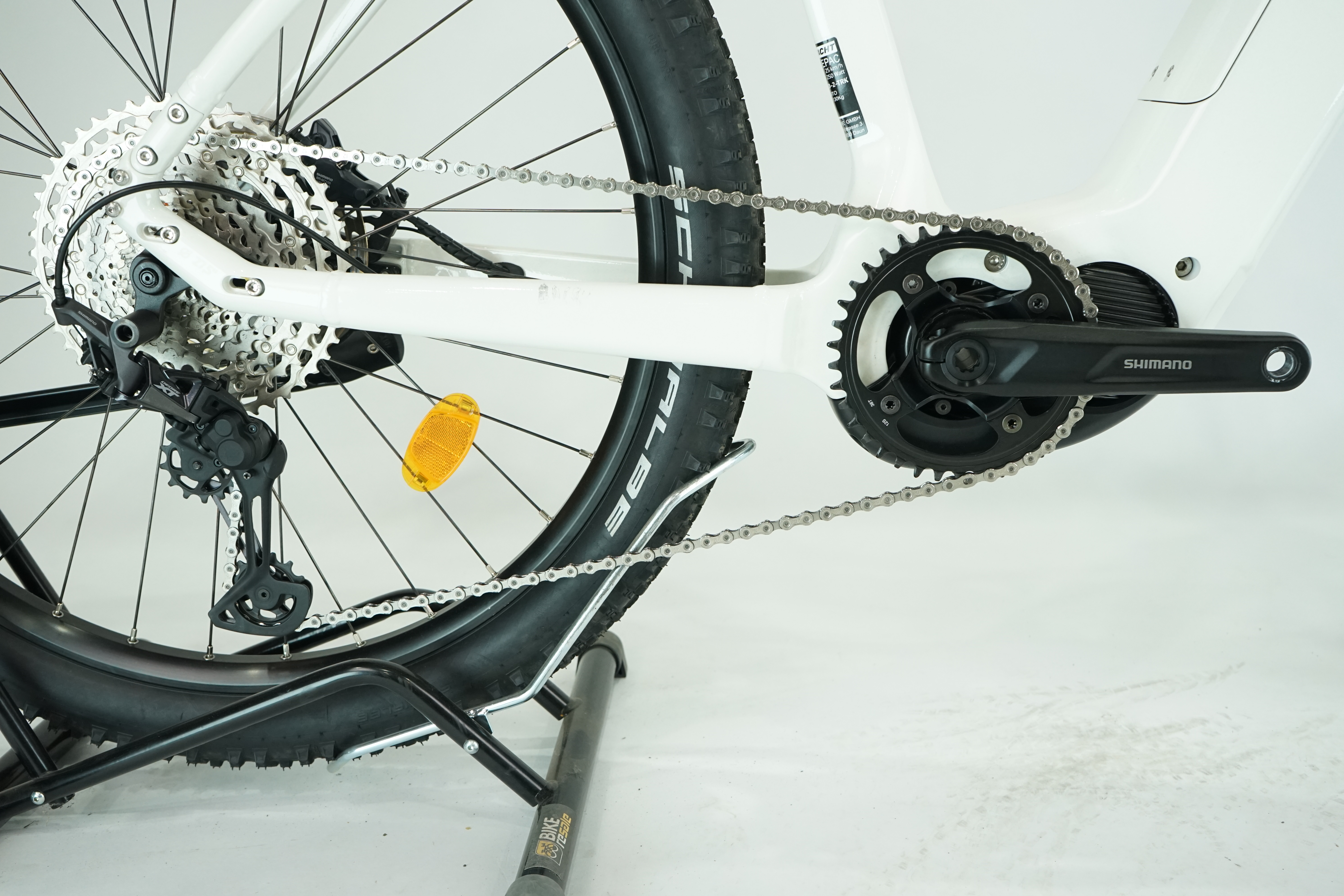 HoheAcht Amo Monto 2022 - E Mountainbike - 630Wh - 27,5Zoll - Tiefeinstieg