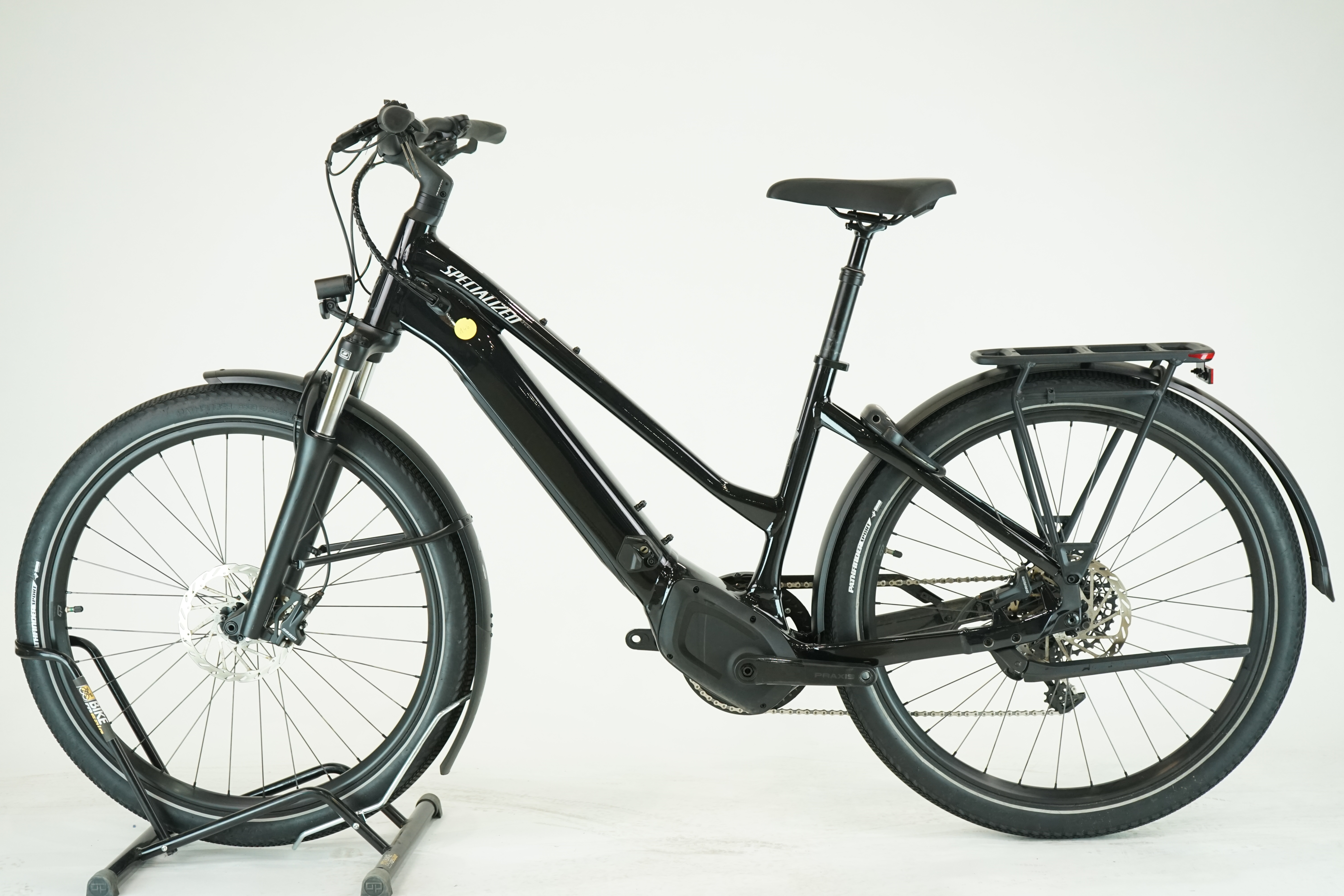 Specialized Turbo Vado 4.0 Step-Through 2022 - Trekking E Bike - 710 Wh - 27,5 Zoll - Damen Sport