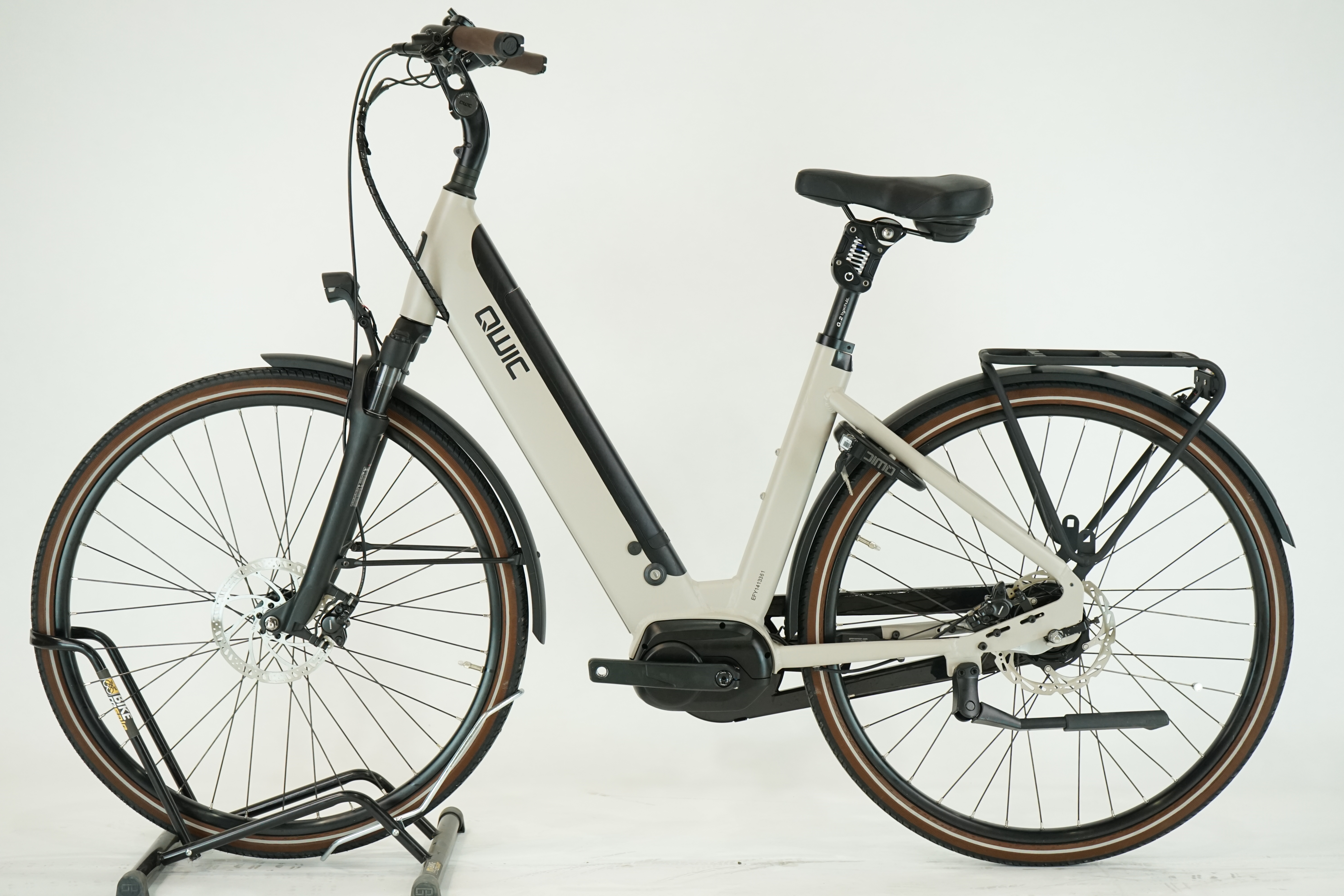 Qwic Premium iMN8+C 2022 - City E Bike - 540 Wh - Tiefeinsteiger 