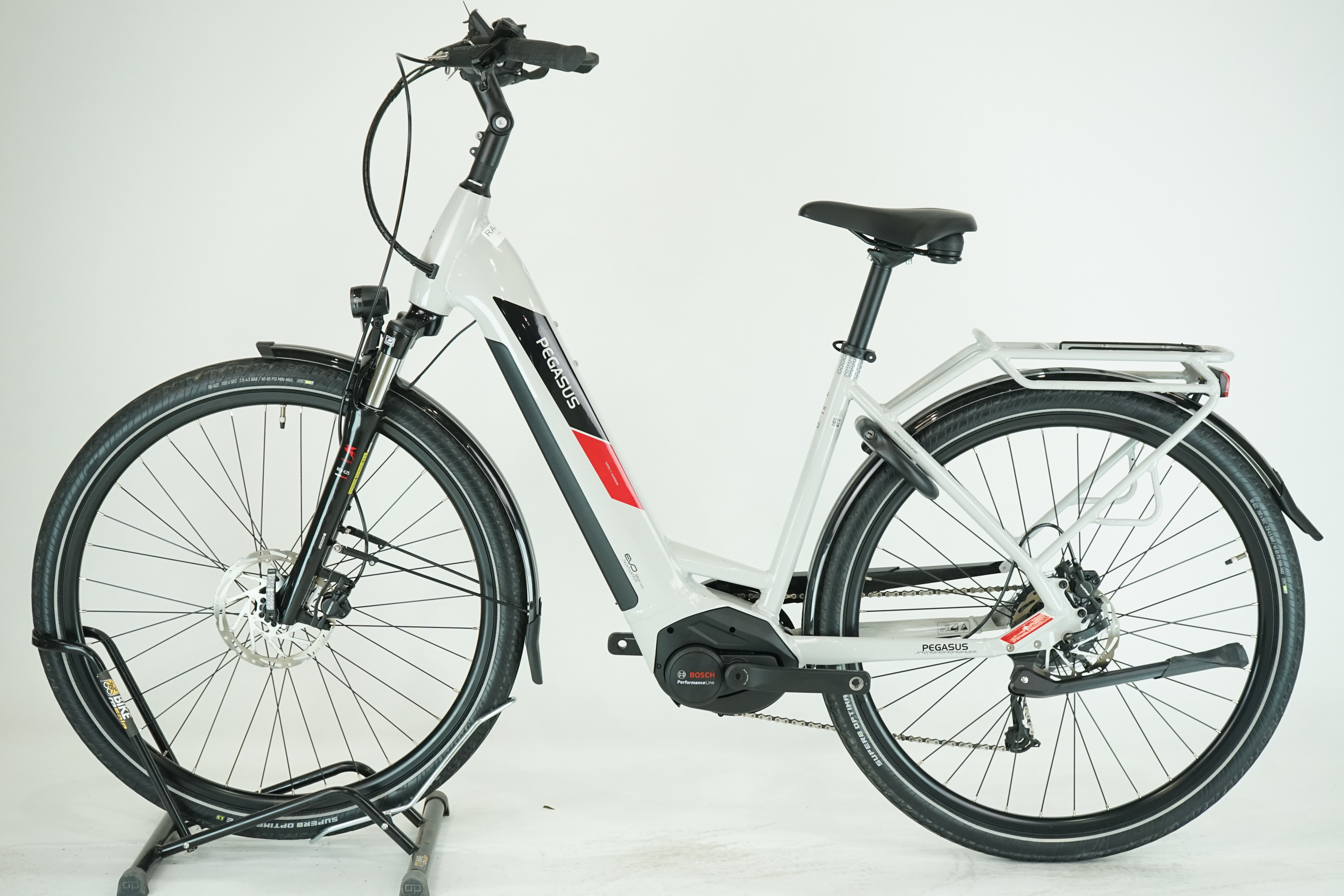 Pegasus Solero Evo 9 2022 - Trekking E Bike - 625 Wh - Tiefeinstieg