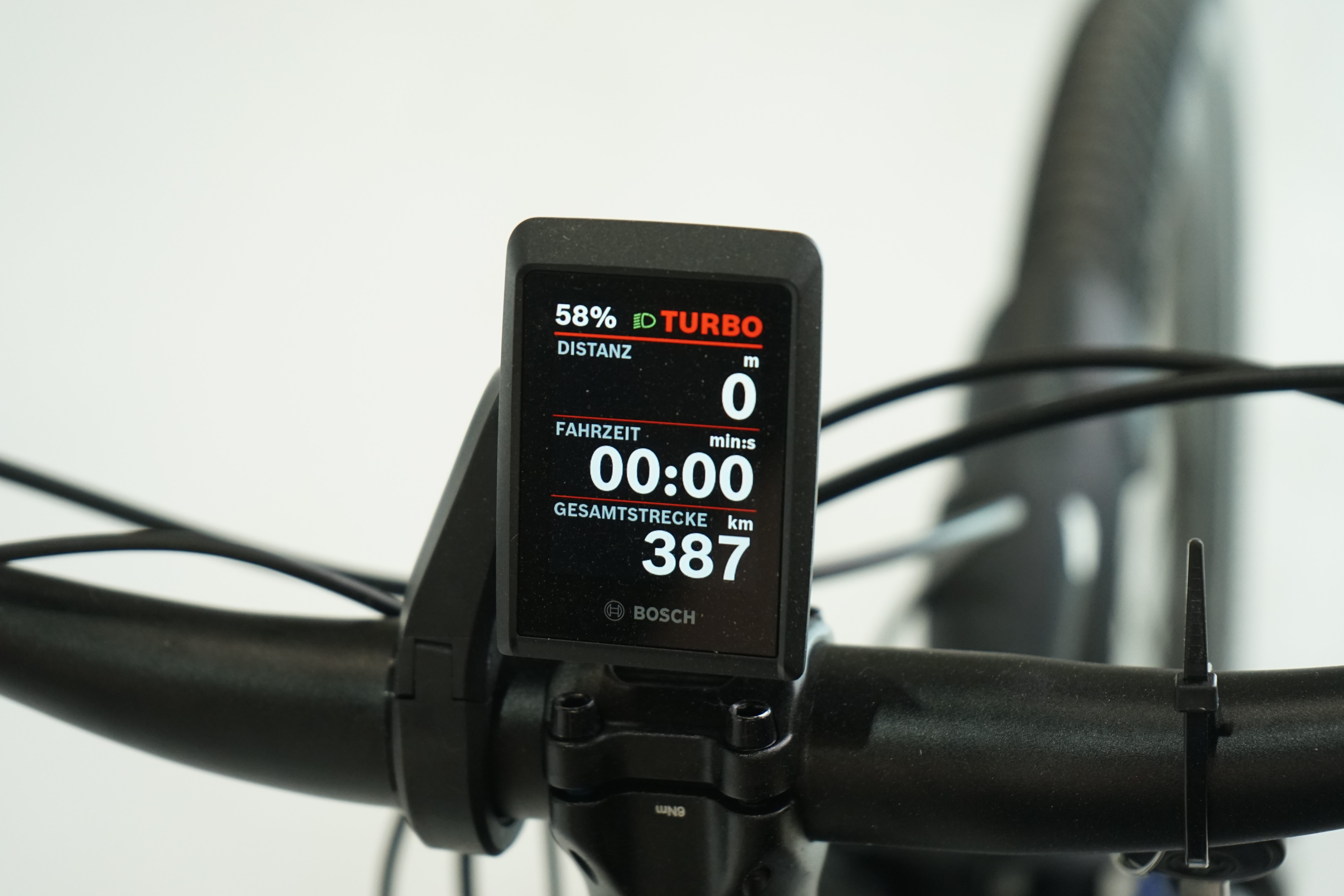 Kalkhoff Endeavour 1.B Move 2023 - Trekking E Bike - 545 Wh - Tiefeinsteiger