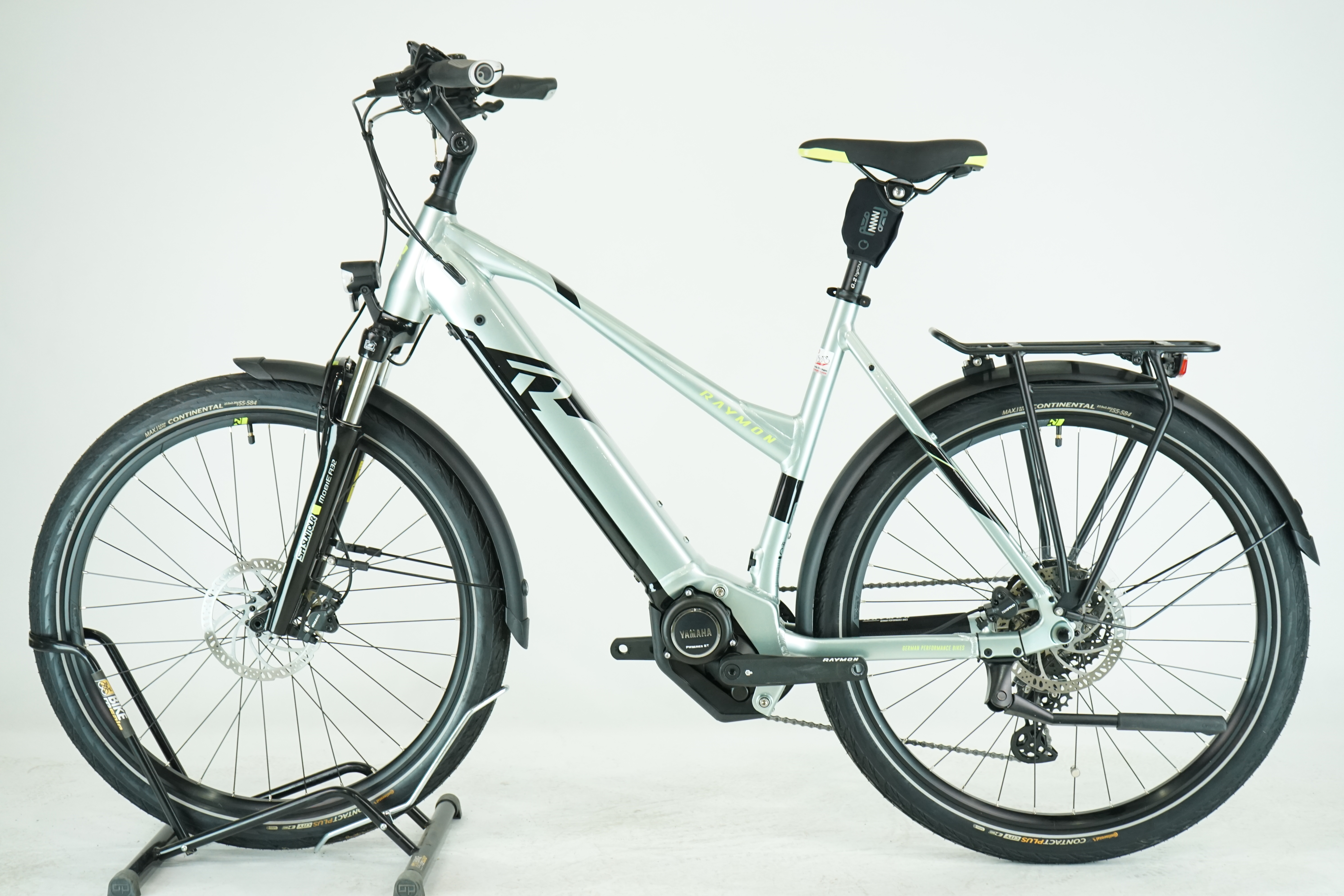 Raymon Tourray E 6.0 2022 - Trekking E Bike - 630 Wh - 27,5 Zoll - Damen Sport