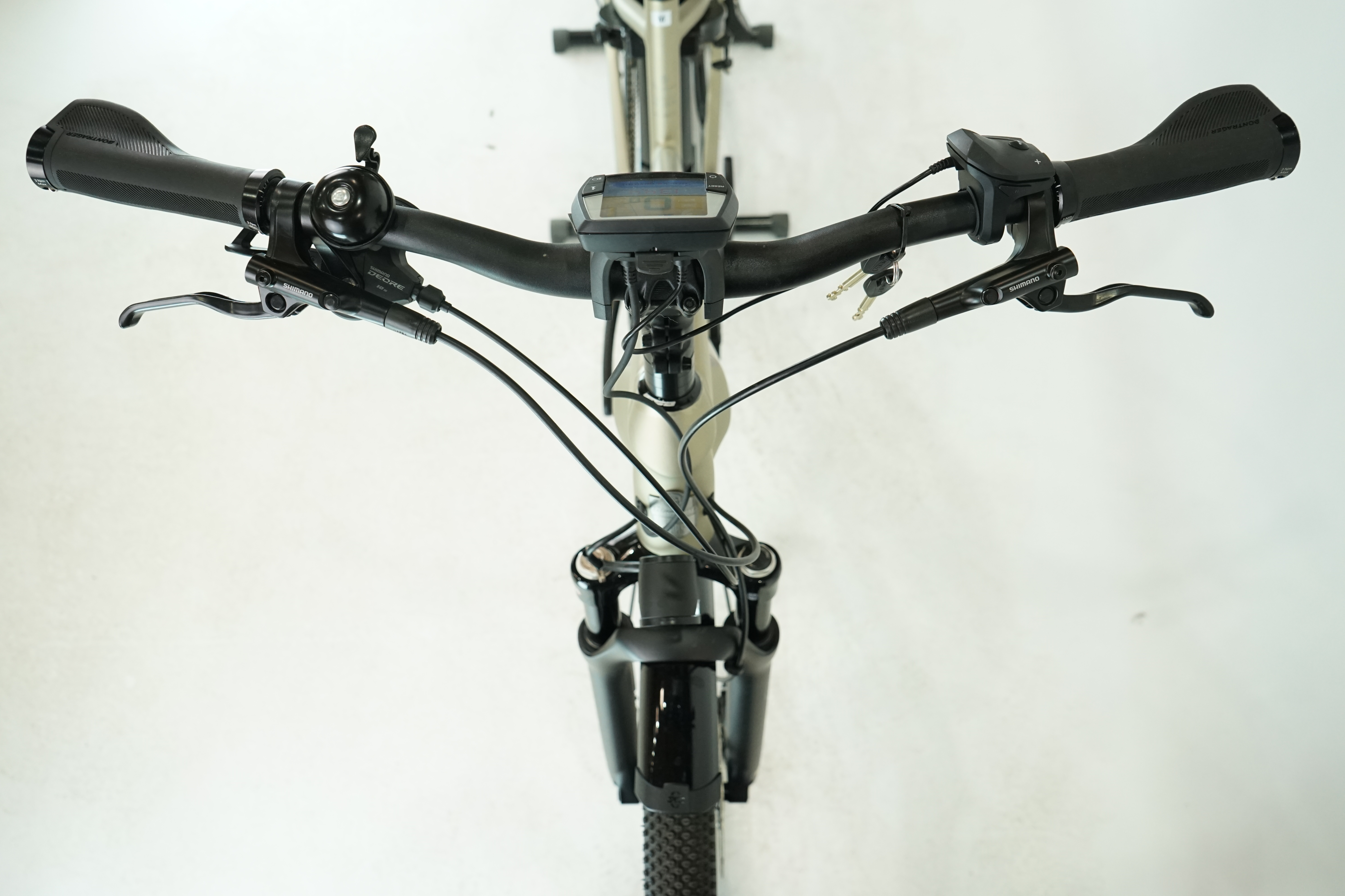 Diamant Zouma Deluxe+ 2023 - Trekking E Bike - 625 Wh - 27,5 Zoll - Damen Sport